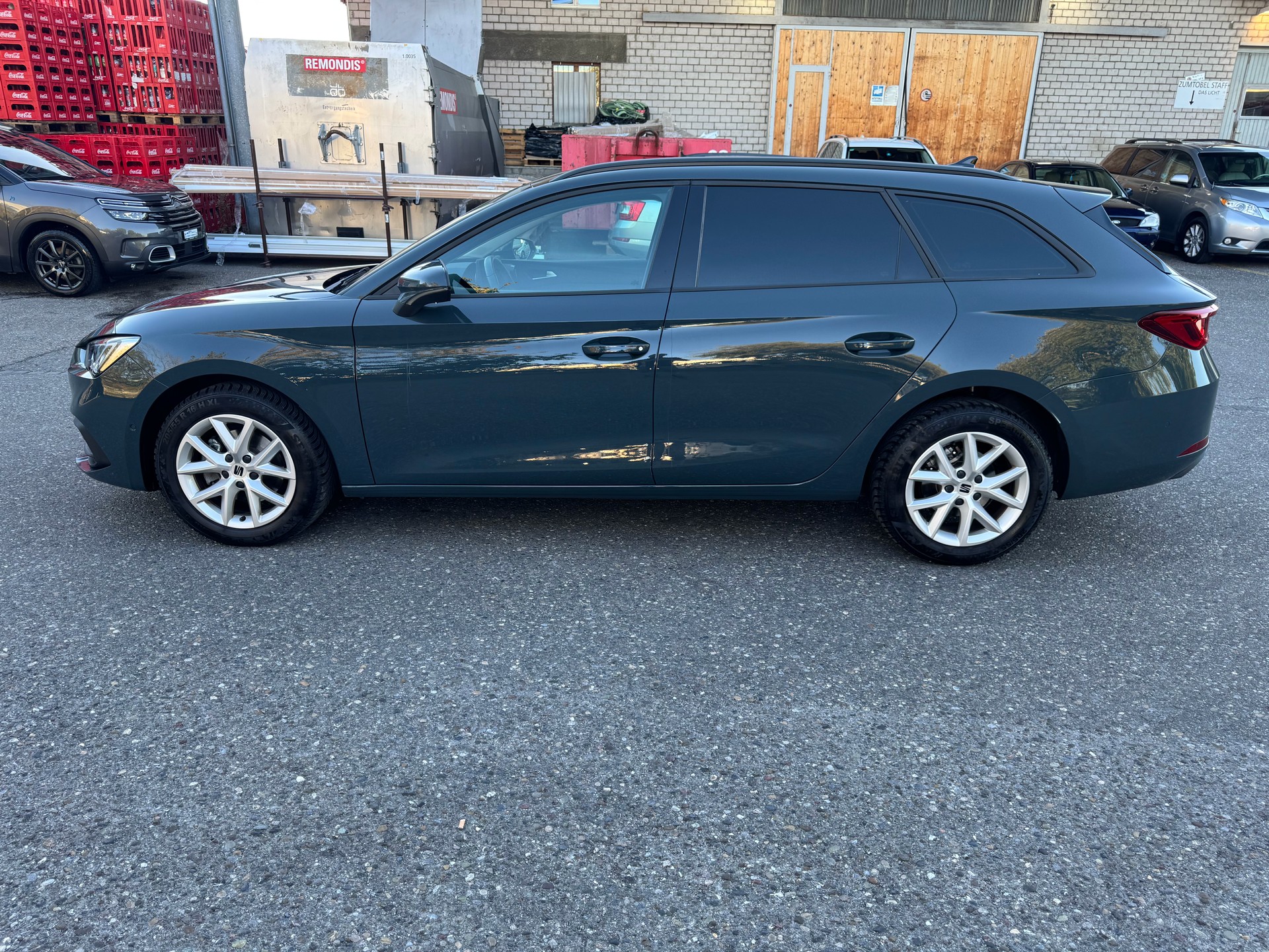 SEAT Leon 1.5 eTSI mHEV DSG Style-image-7