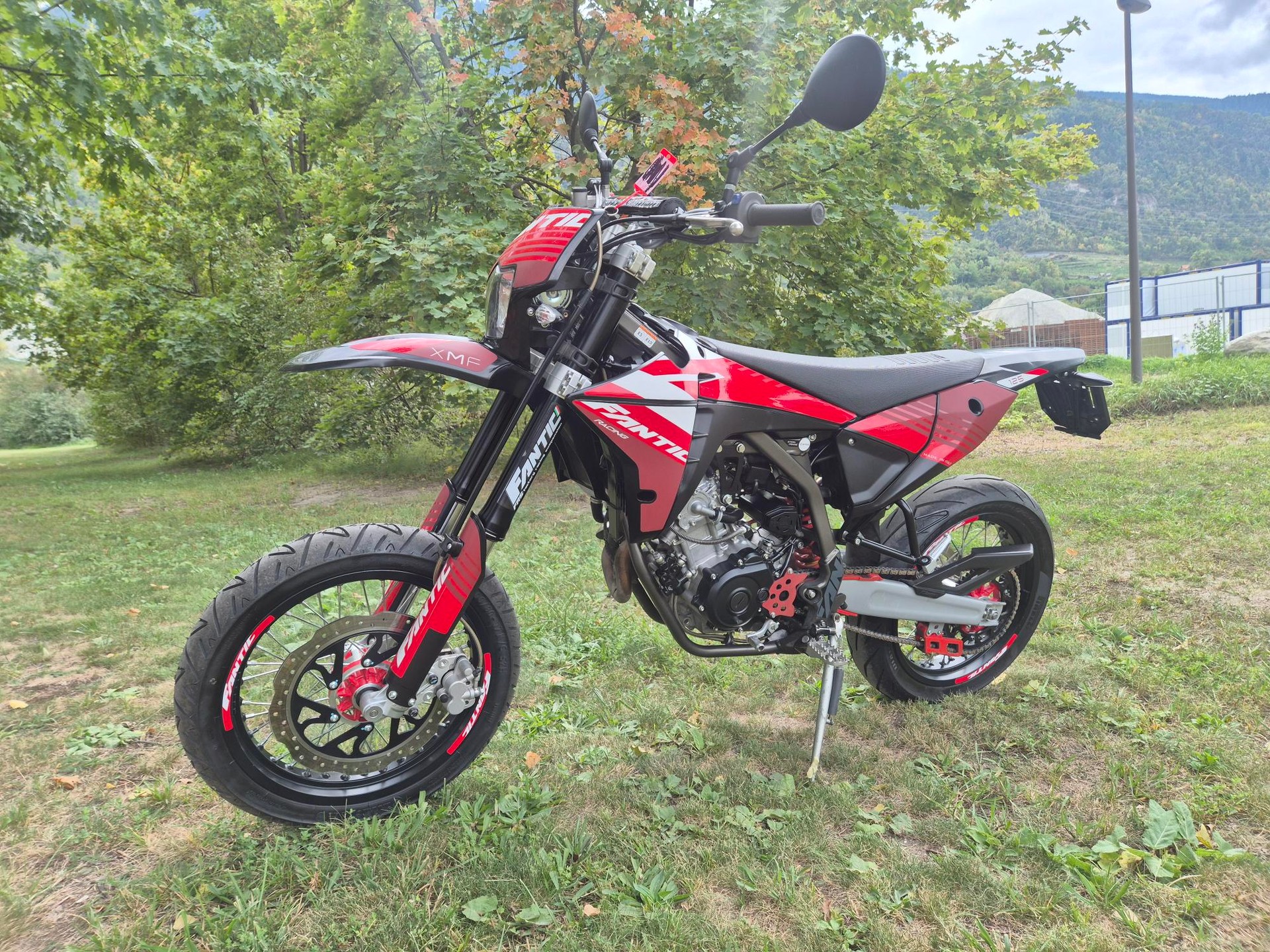 FANTIC Motard 125 Performance-image-3