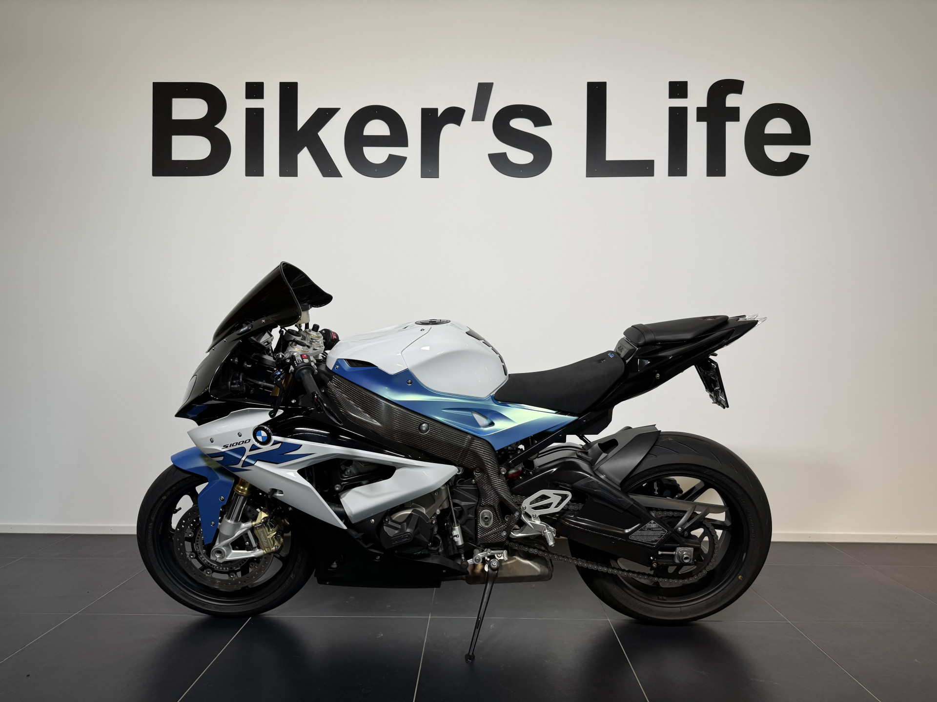 BMW S 1000 RR-showroom-element-1