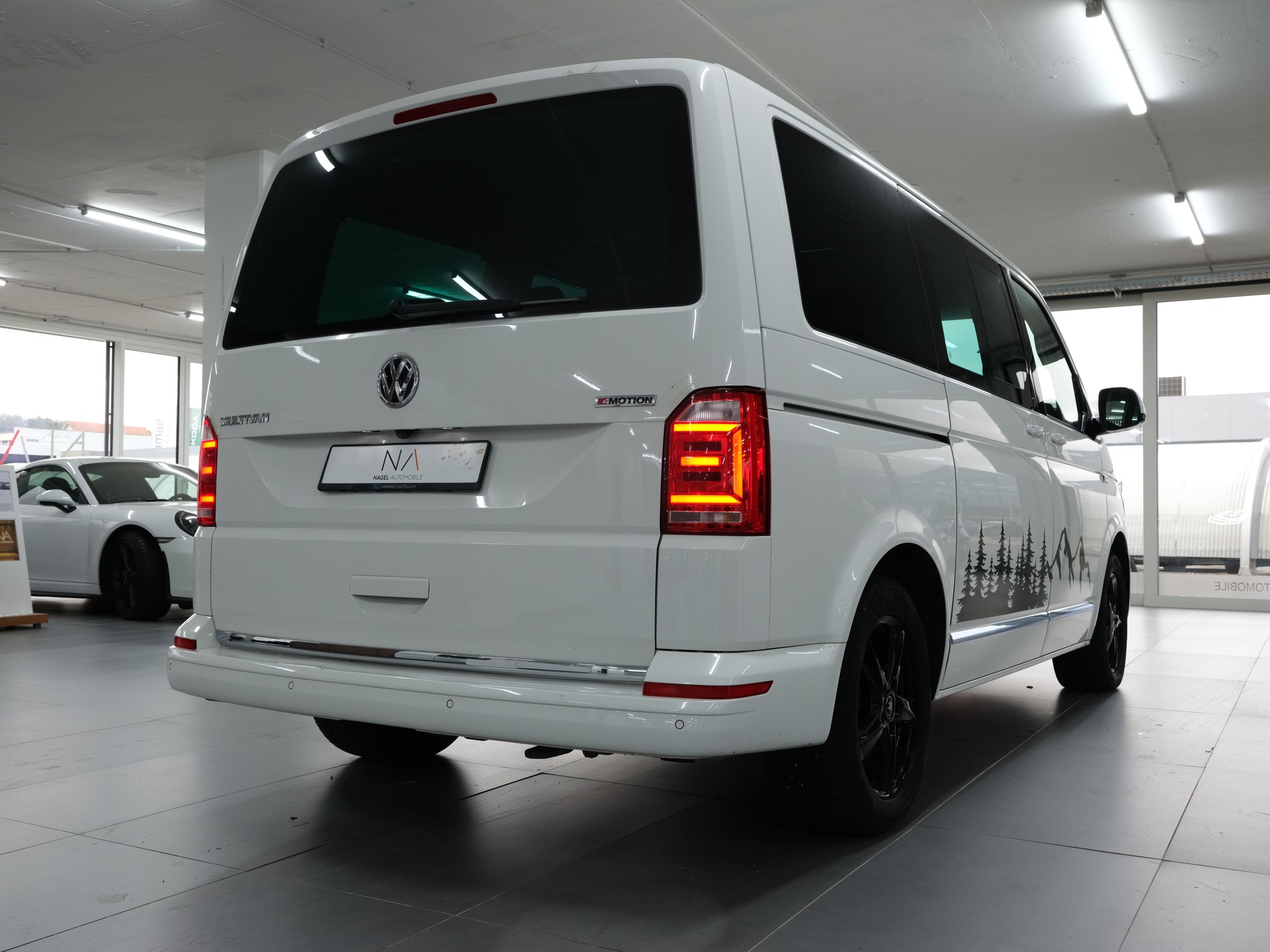 VW T6 Multivan 2.0 Bi-TDI Highline Liberty DSG *360 PDC* *Memory*-showroom-element-2