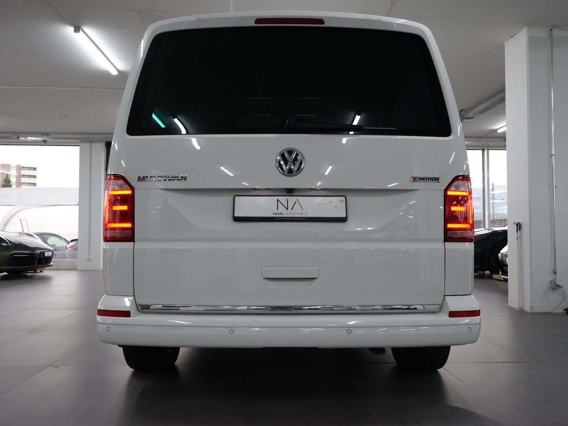 VW T6 Multivan 2.0 Bi-TDI Highline Liberty DSG *360 PDC* *Memory*-showroom-element-3