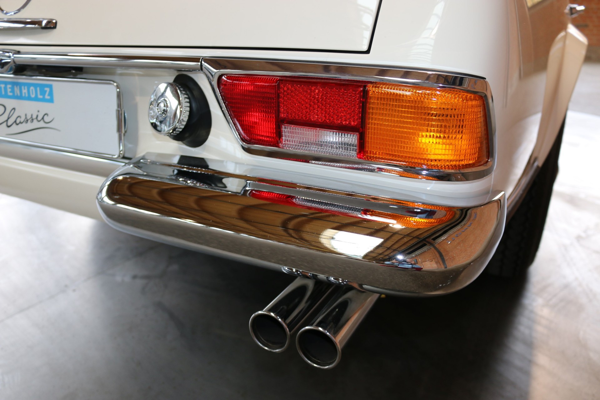 MERCEDES-BENZ 230 SL-image-9