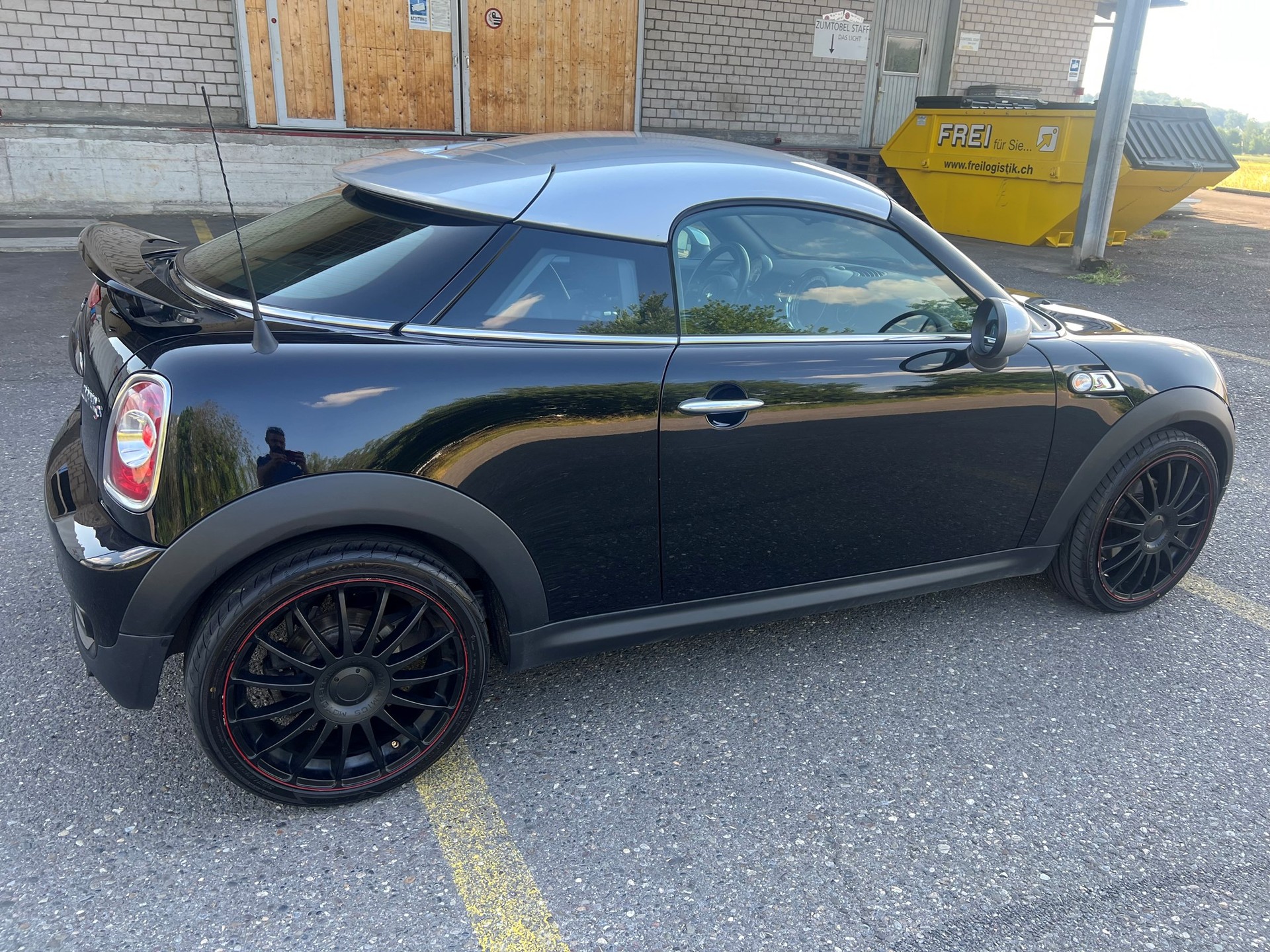 MINI Cooper S Coupé-image-4