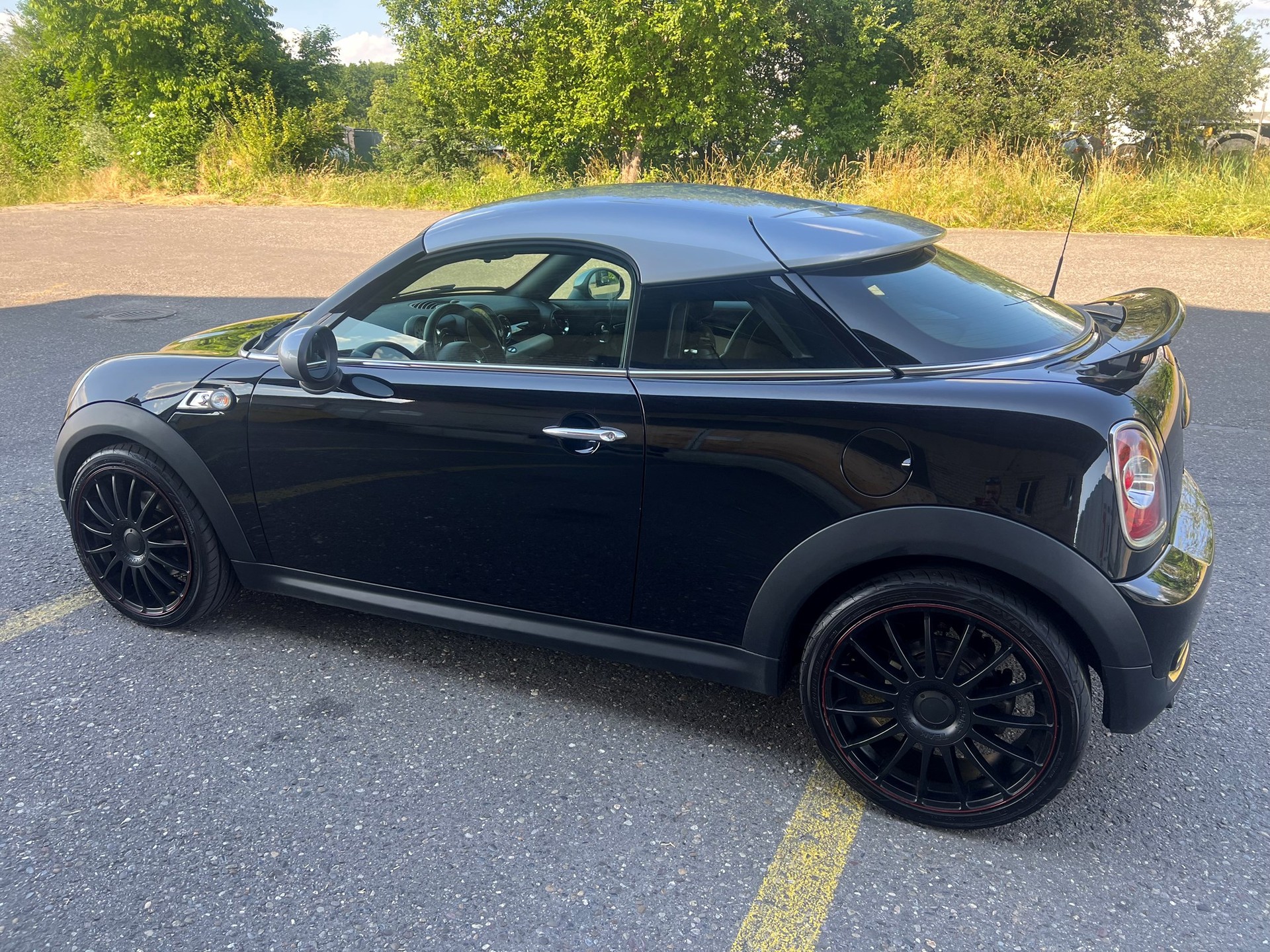 MINI Cooper S Coupé-image-5