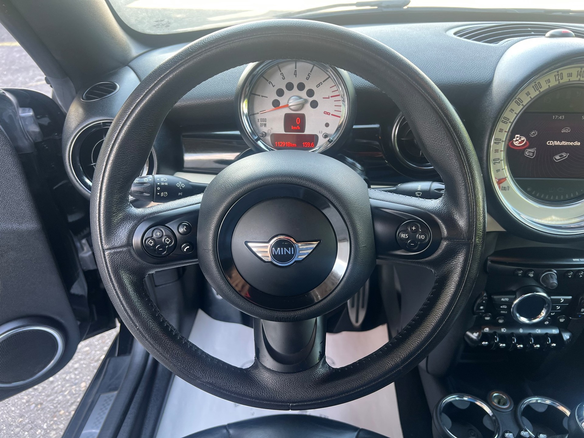 MINI Cooper S Coupé-image-9