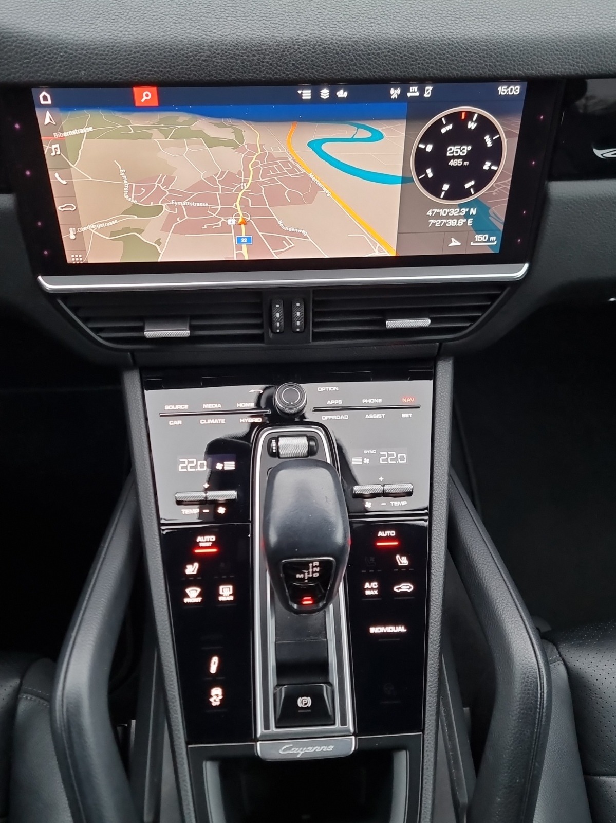 PORSCHE Cayenne E-Hybrid-image-11