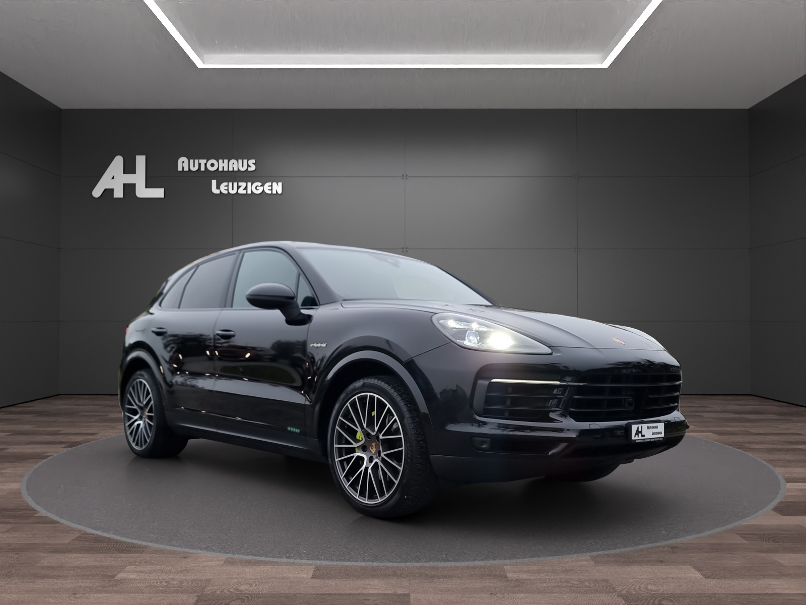 PORSCHE Cayenne E-Hybrid-image-6