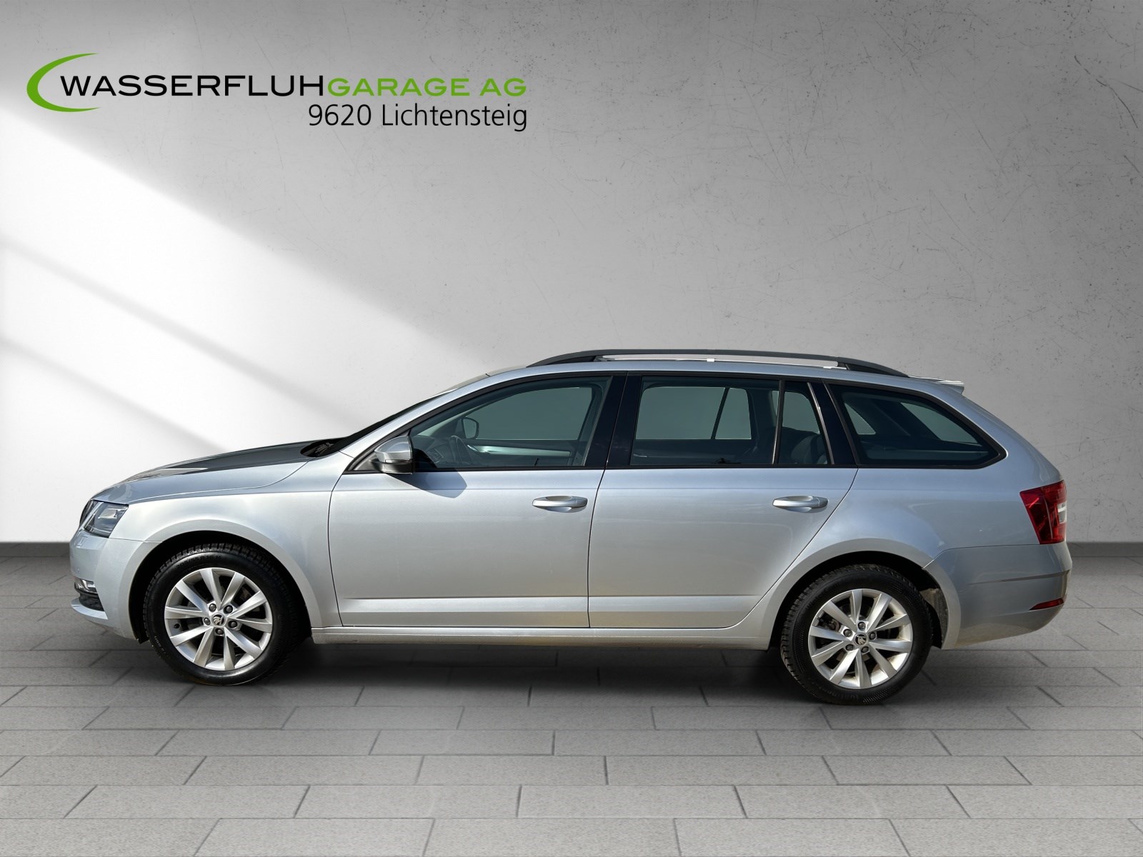 SKODA Octavia Combi 2.0 TDI Ambition 4x4-showroom-element-1