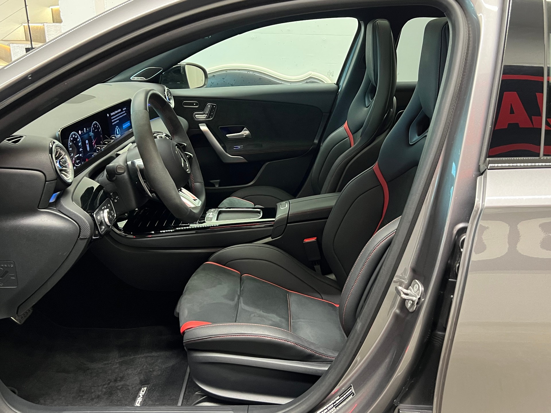 MERCEDES-BENZ A AMG 45 S 4Matic+ 8G-DCT-image-12
