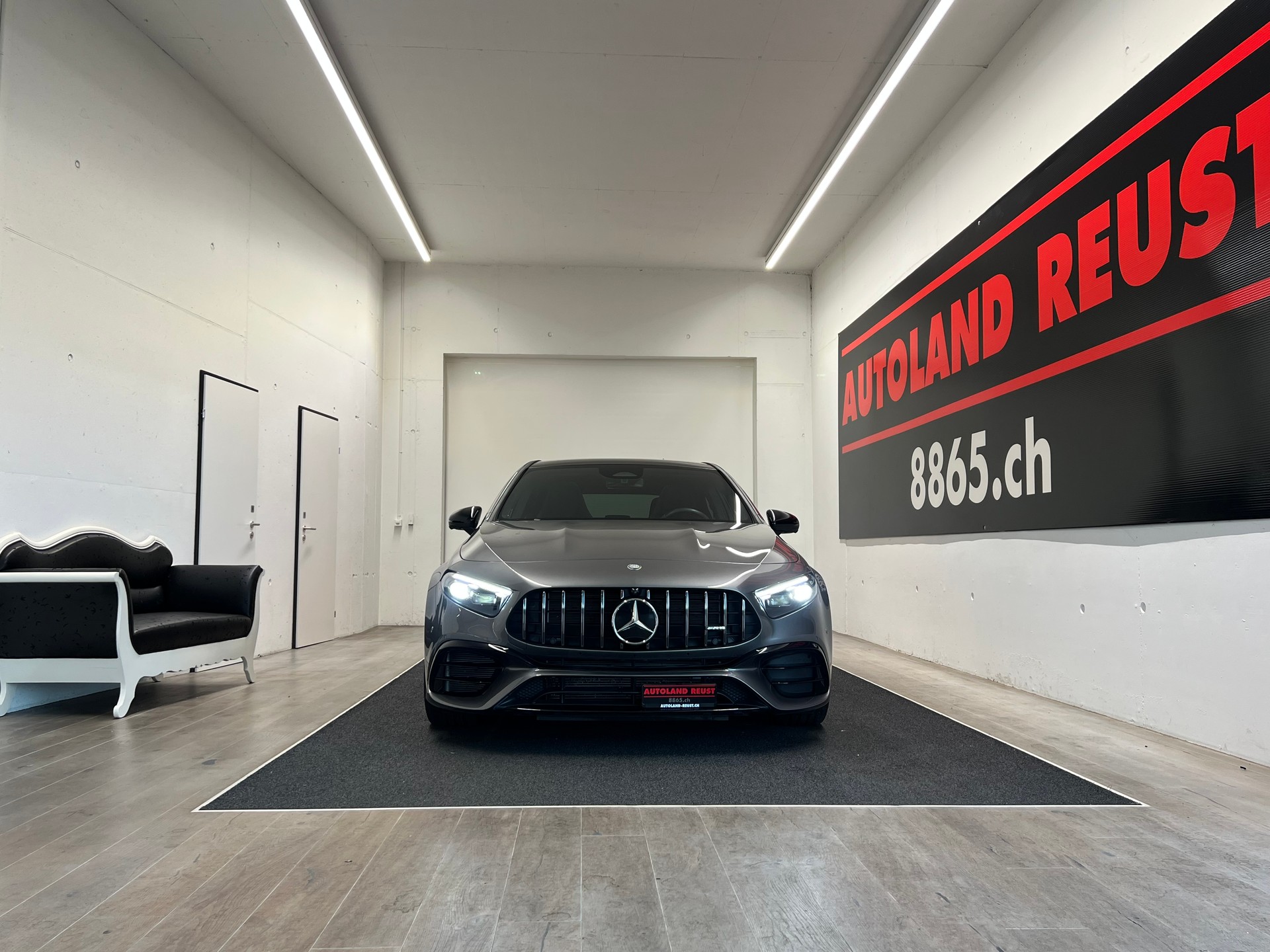 MERCEDES-BENZ A AMG 45 S 4Matic+ 8G-DCT-showroom-element-1