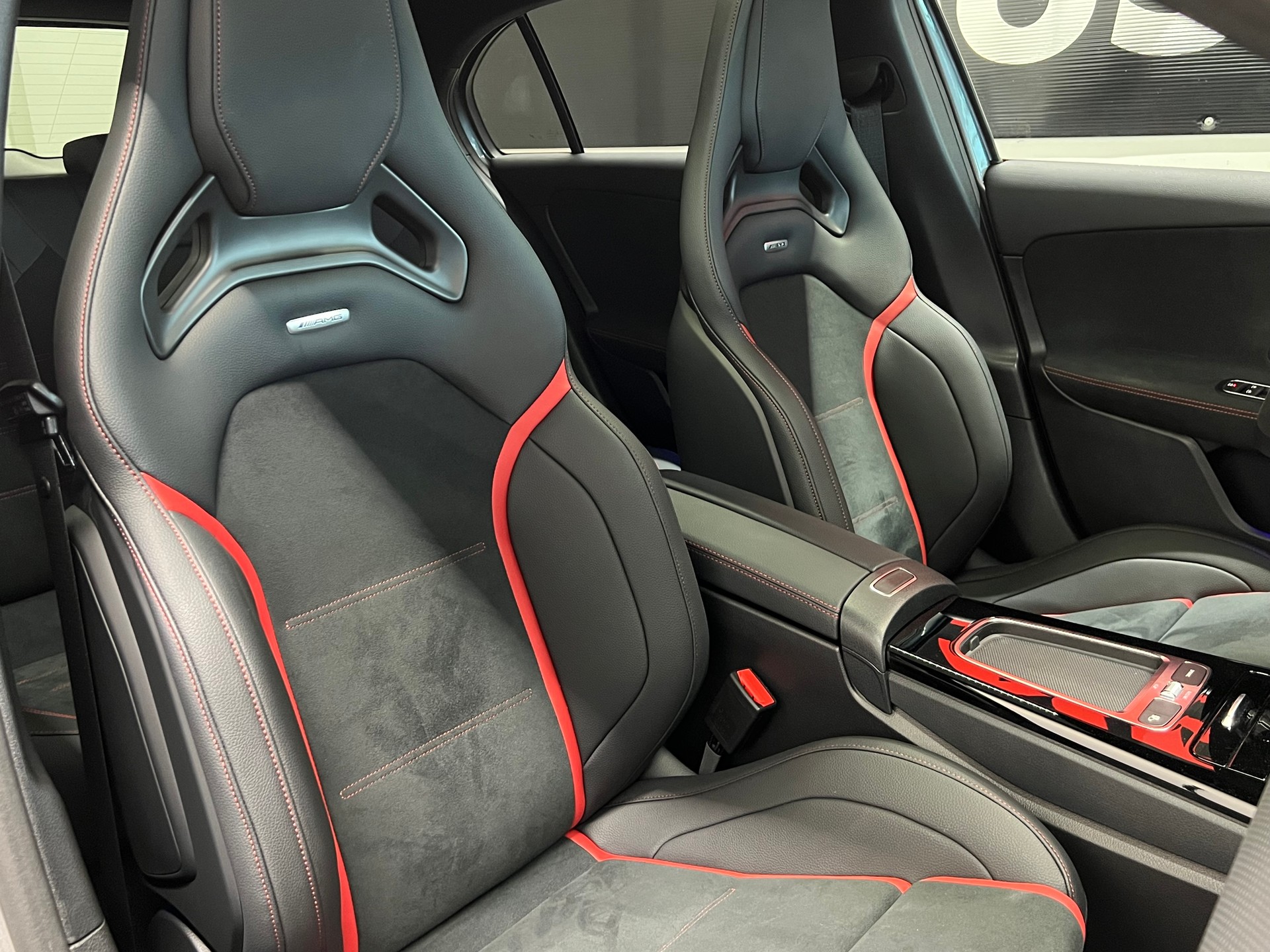 MERCEDES-BENZ A AMG 45 S 4Matic+ 8G-DCT-image-20