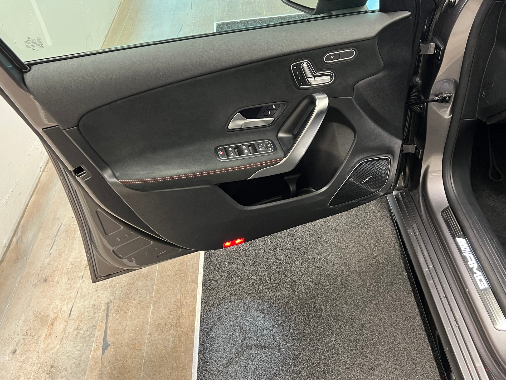 MERCEDES-BENZ A AMG 45 S 4Matic+ 8G-DCT-image-10