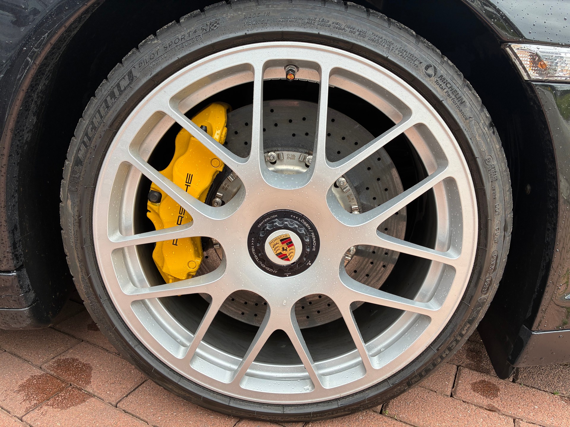PORSCHE 911 Cabrio Turbo S PDK-image-9