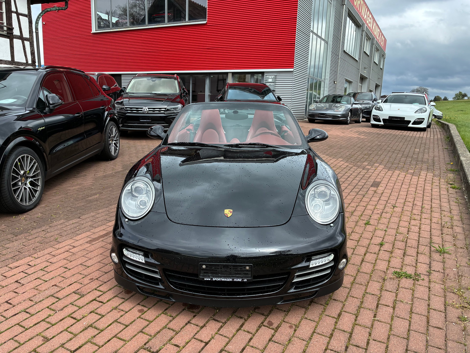 PORSCHE 911 Cabrio Turbo S PDK-image-1