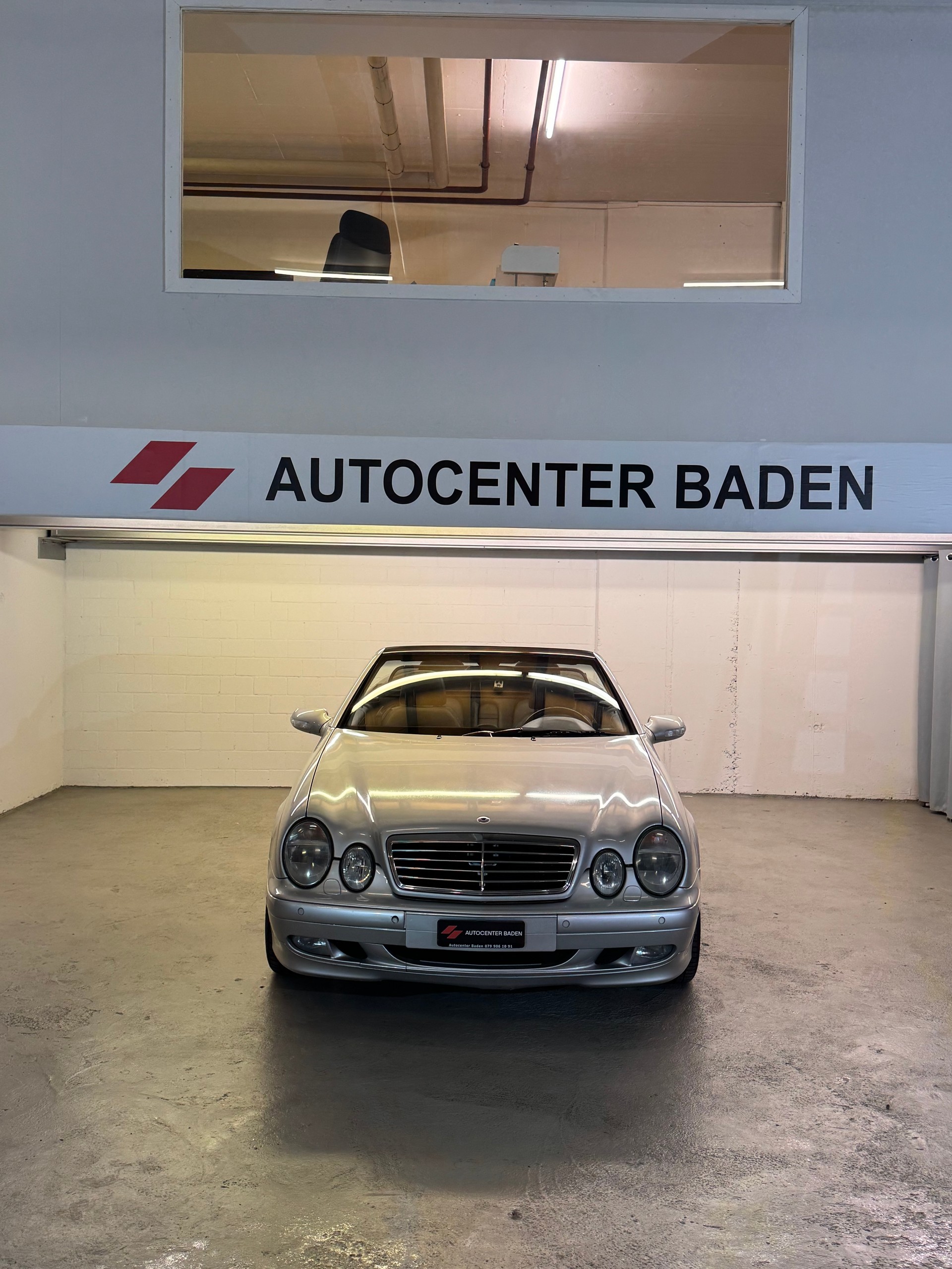 MERCEDES-BENZ CLK 320 Sport Automatic-showroom-element-1