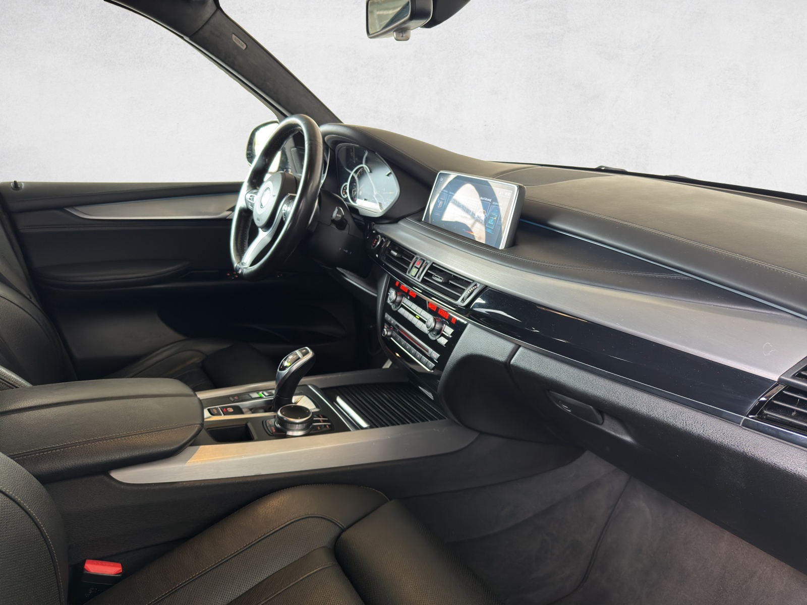 BMW X5 xDrive M50d Steptronic-image-9