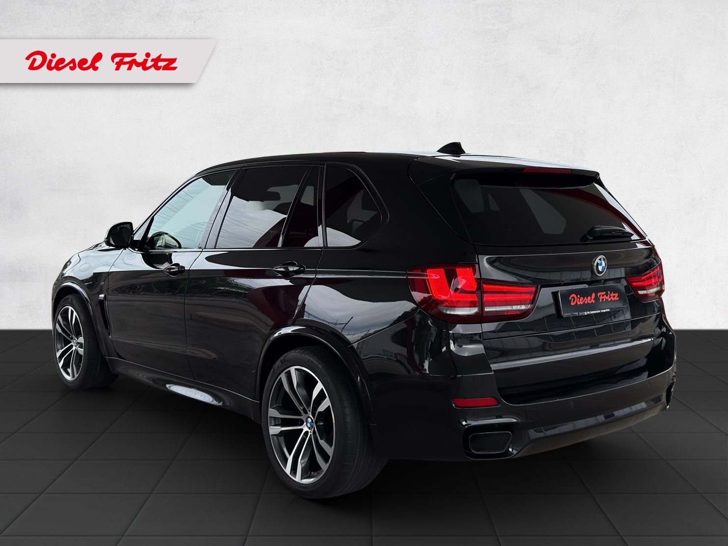 BMW X5 xDrive M50d Steptronic-showroom-element-2