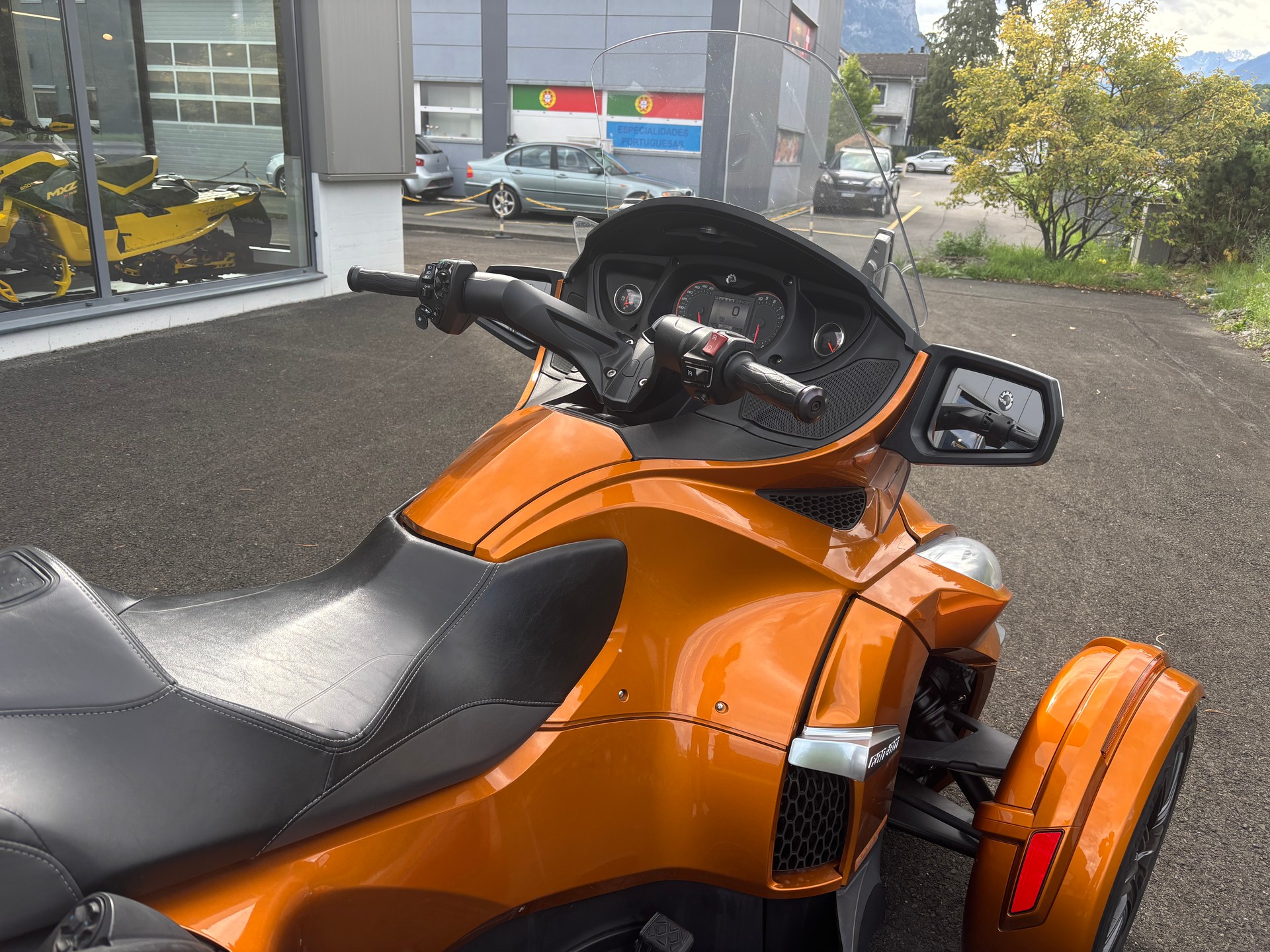 CAN-AM Spyder RT-S SE6-image-5