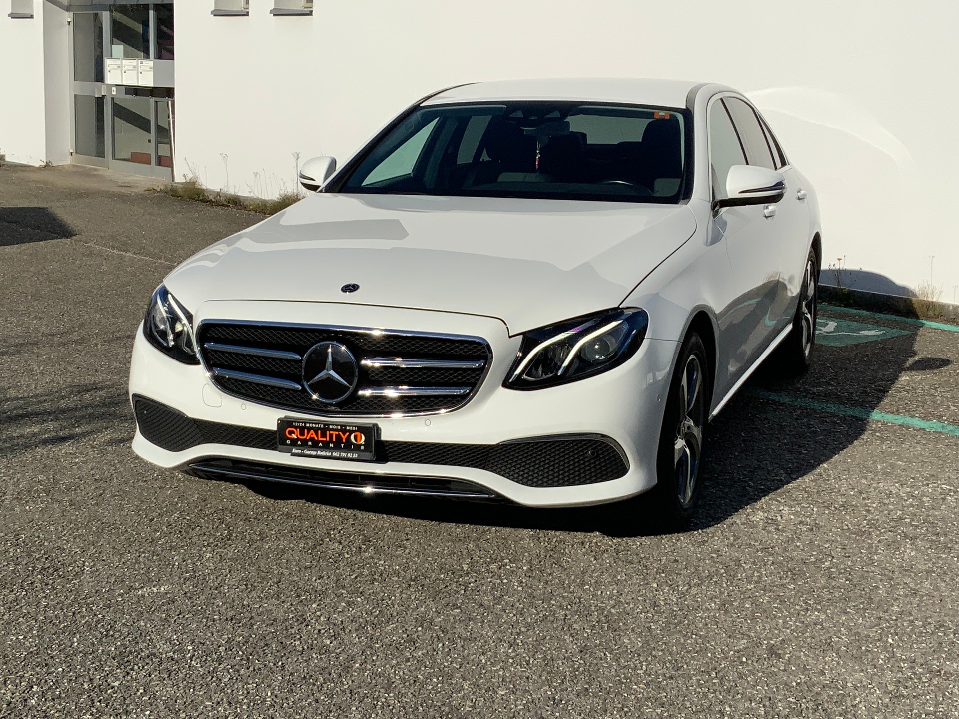 MERCEDES-BENZ E 220 d Avantgarde 9G-Tronic