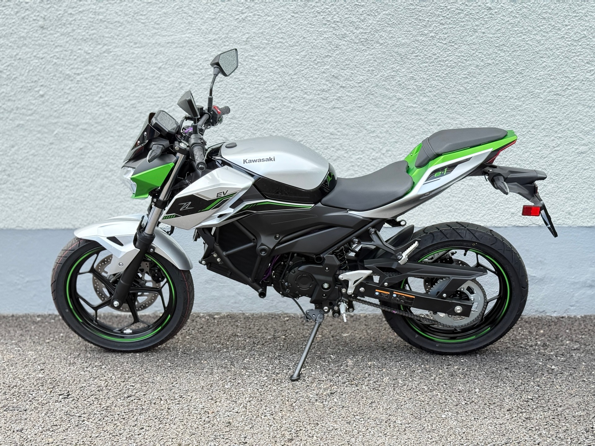 KAWASAKI Z e-1-image-3