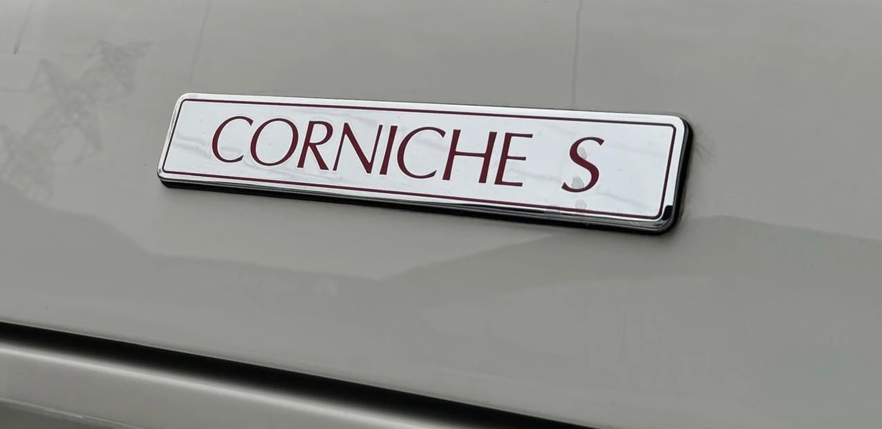 ROLLS-ROYCE Corniche S-image-20