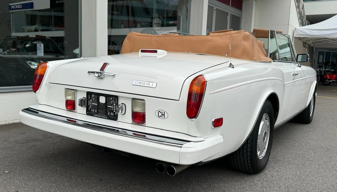 ROLLS-ROYCE Corniche S-image-5