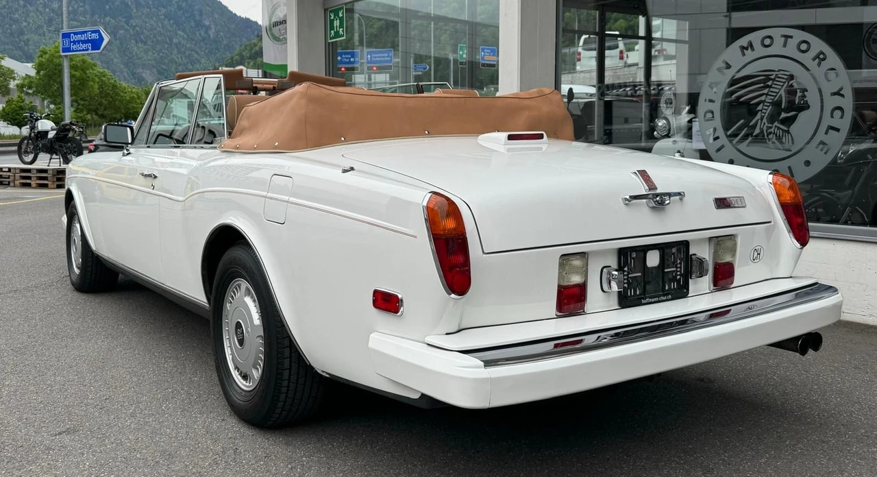 ROLLS-ROYCE Corniche S-image-4