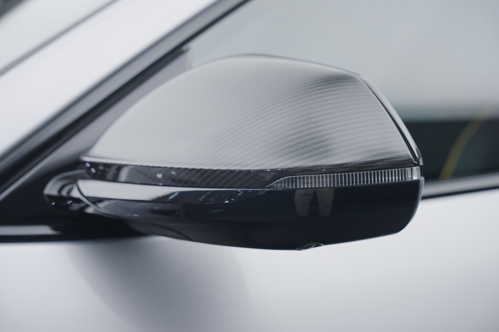 LAMBORGHINI Urus Performante *Full Carbon* *Akrapovic* *B&O*-image-48