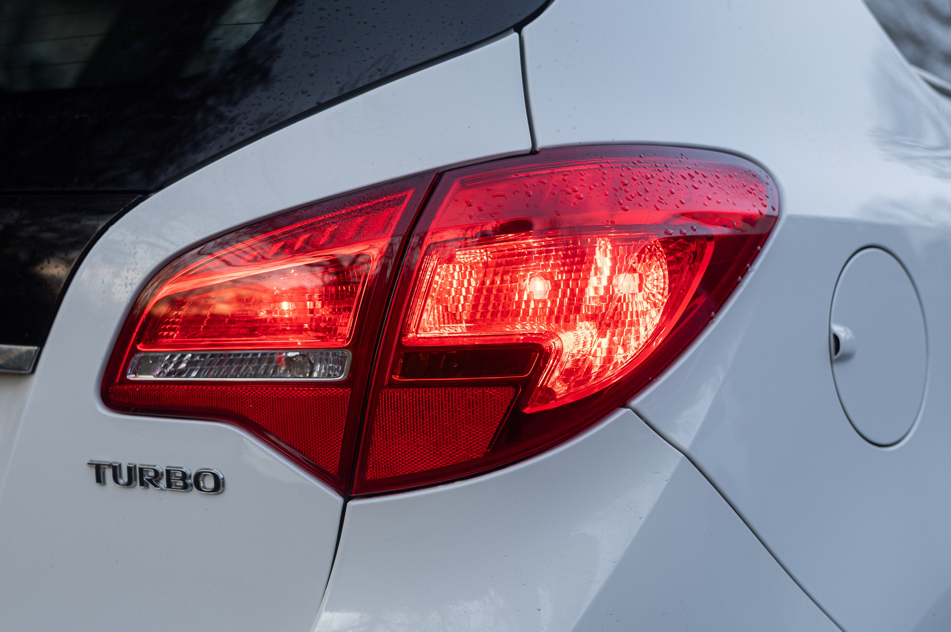 OPEL Meriva 1.4 Turbo Cosmo-image-17