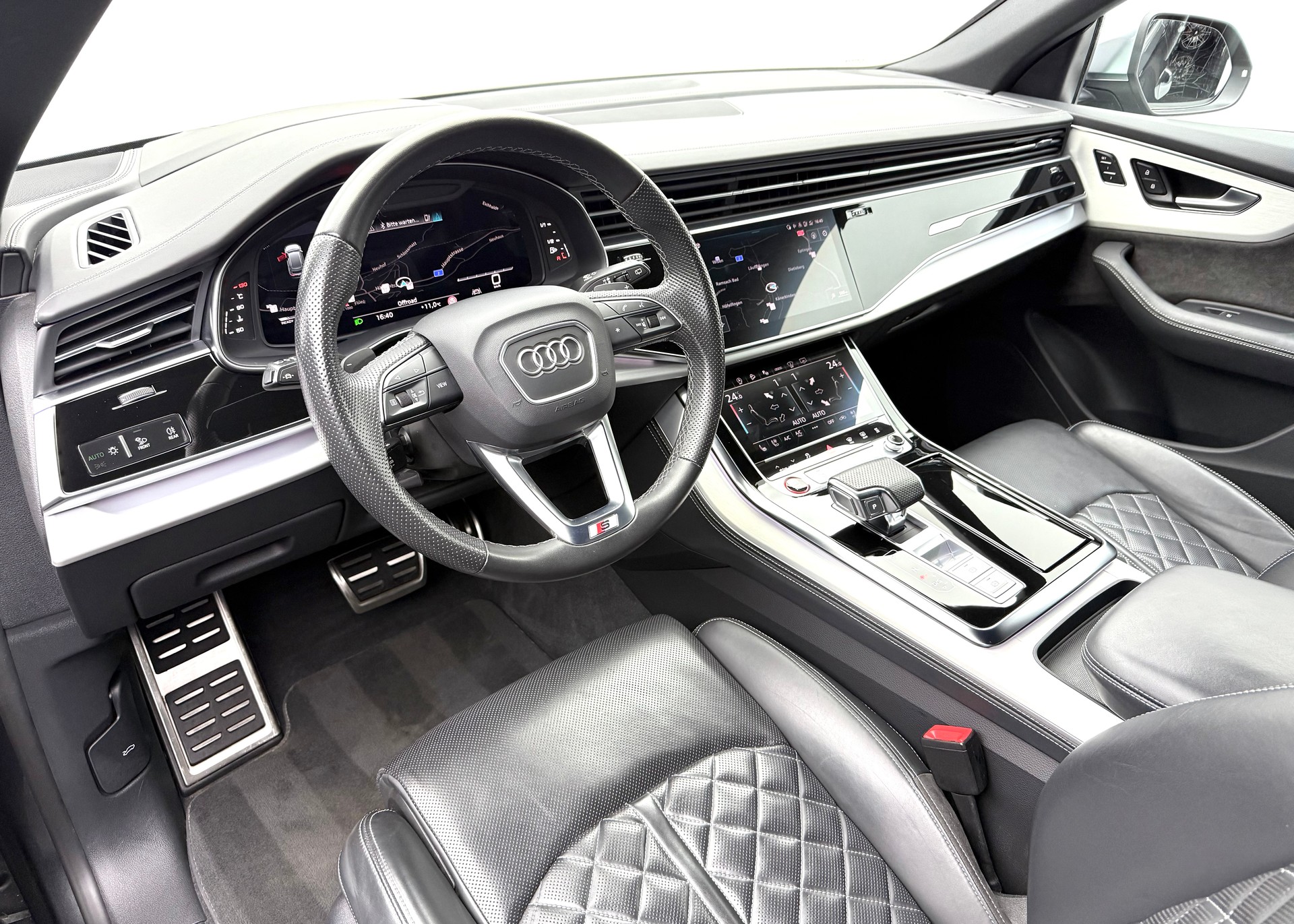 AUDI SQ8 TFSI quattro tiptronic-image-6