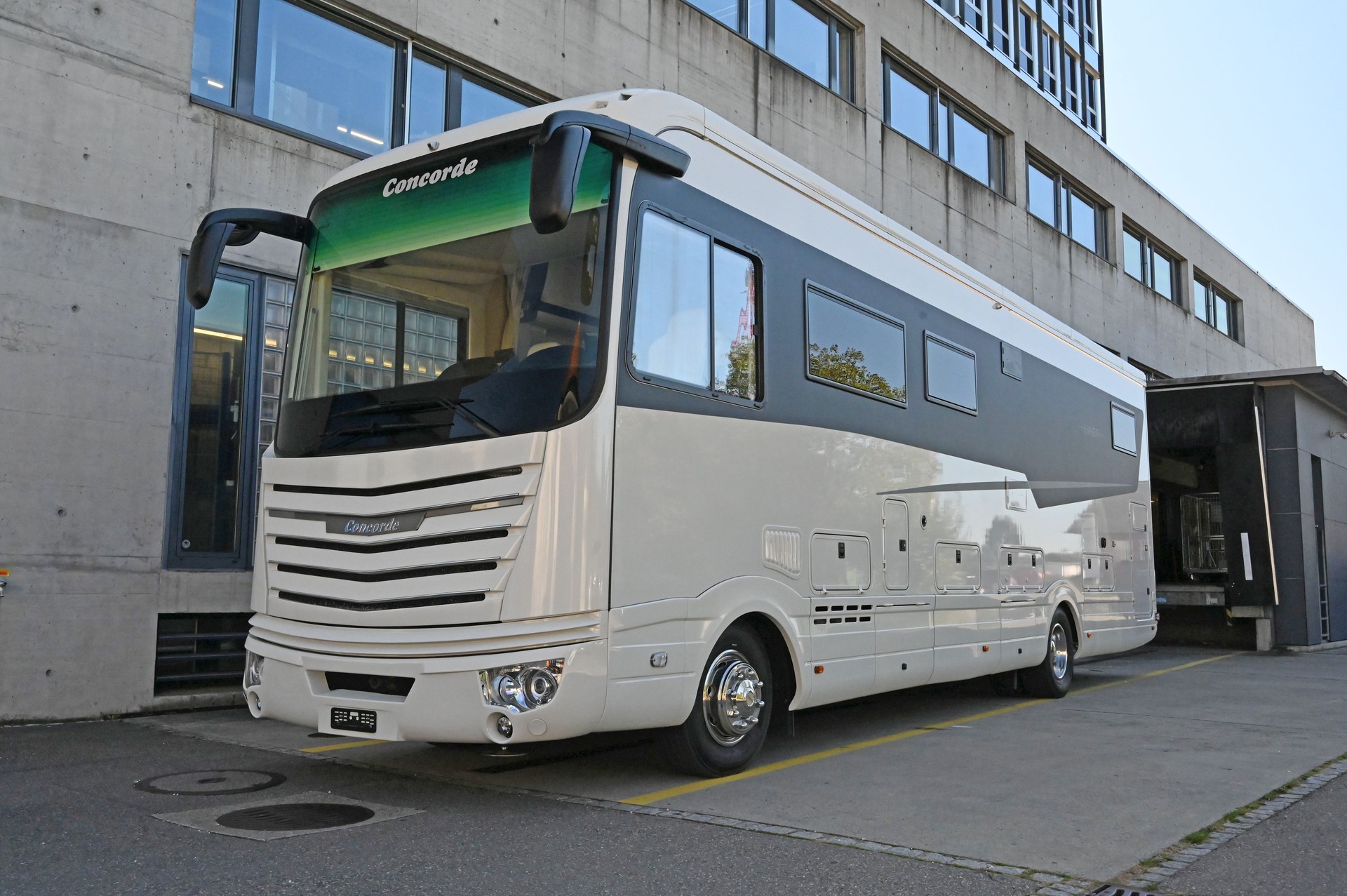 CONCORDE Liner Plus 1090 MS Iveco-showroom-element-2