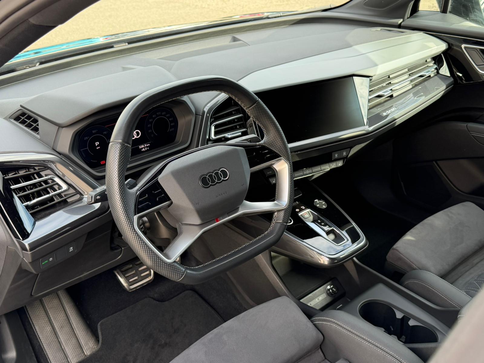 AUDI Q4 Sportback e-tron 40-image-9