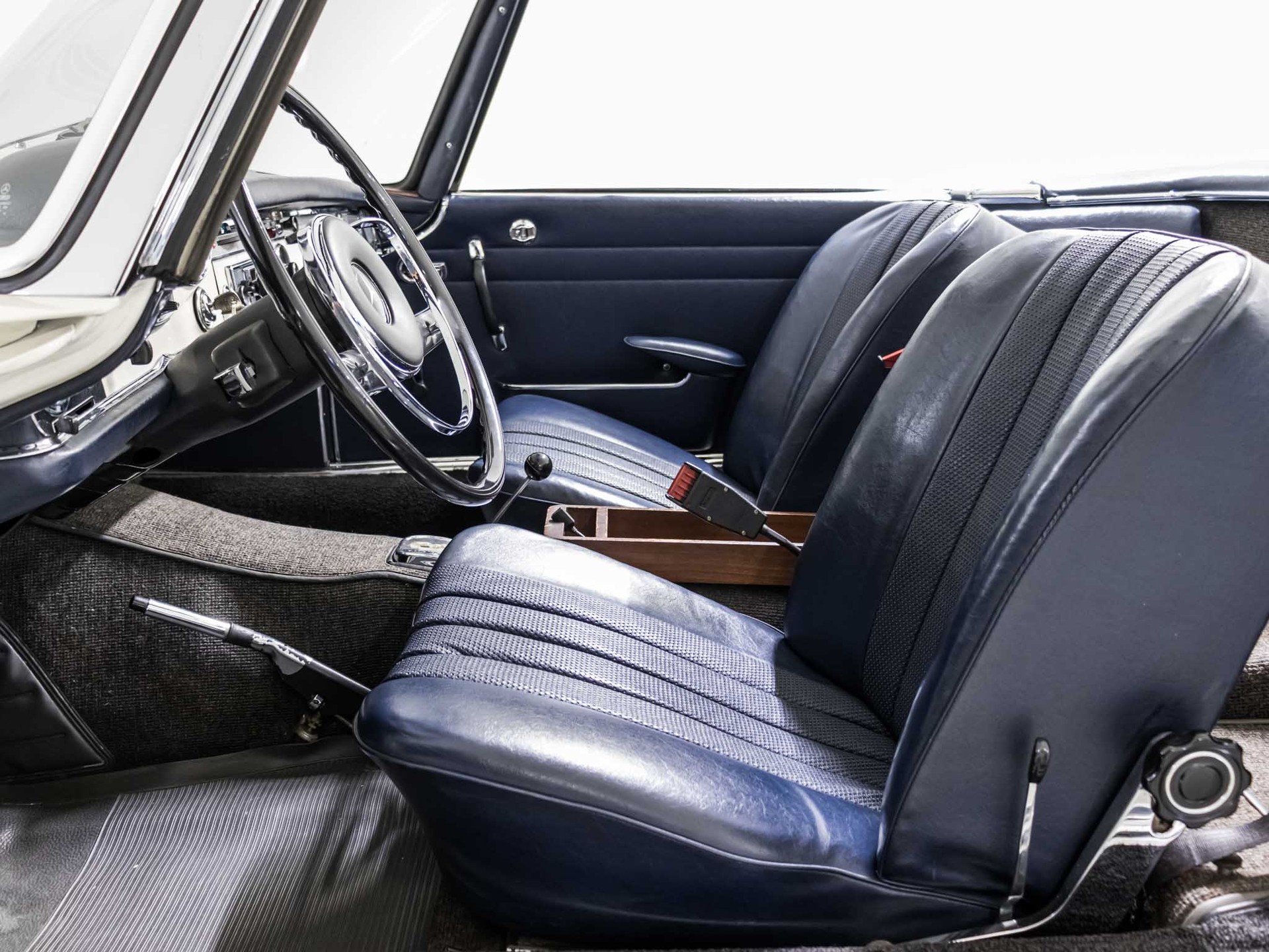 MERCEDES-BENZ SL 250 Pagode-image-6