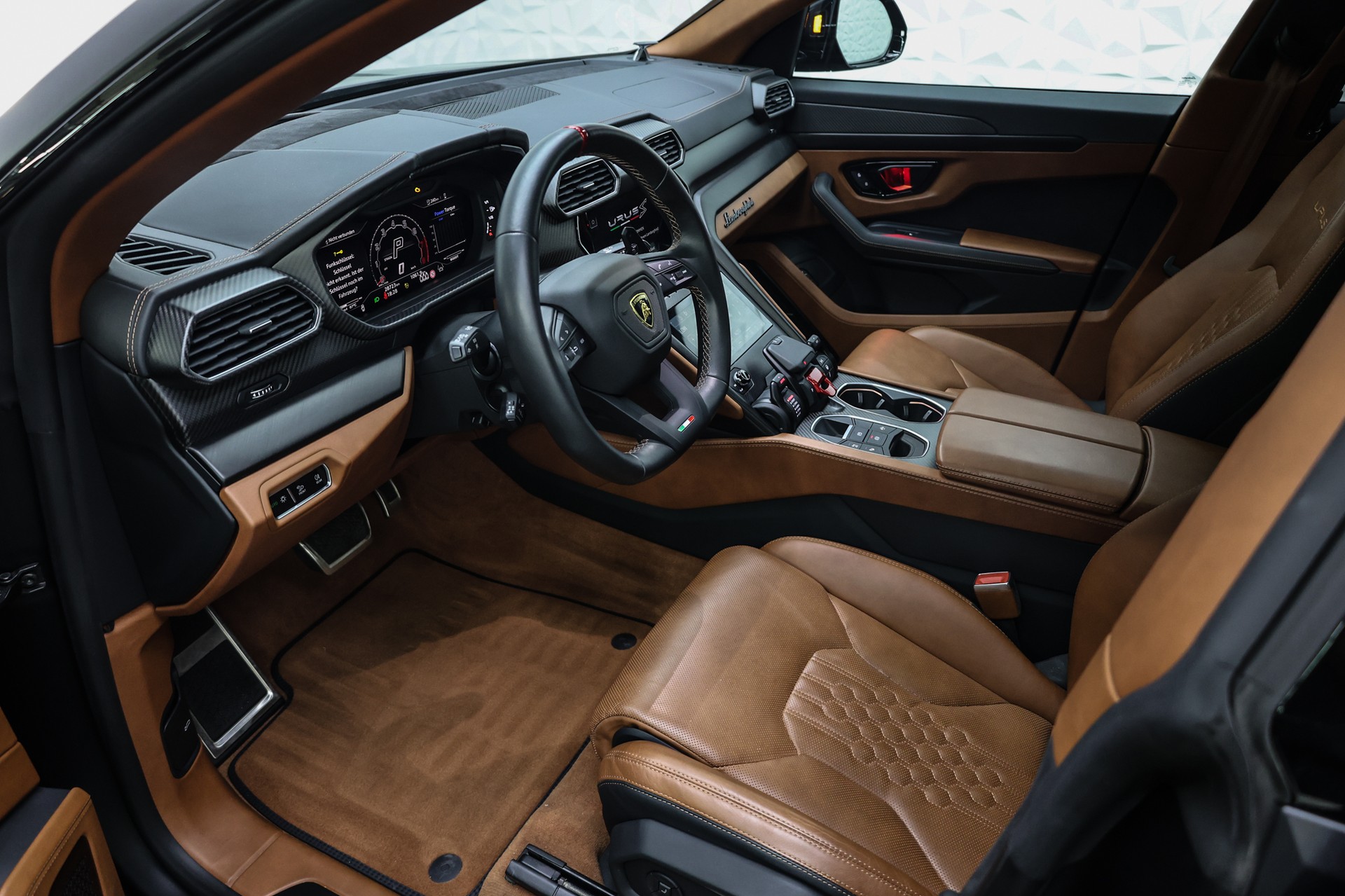 LAMBORGHINI Urus 4.0 S-image-25