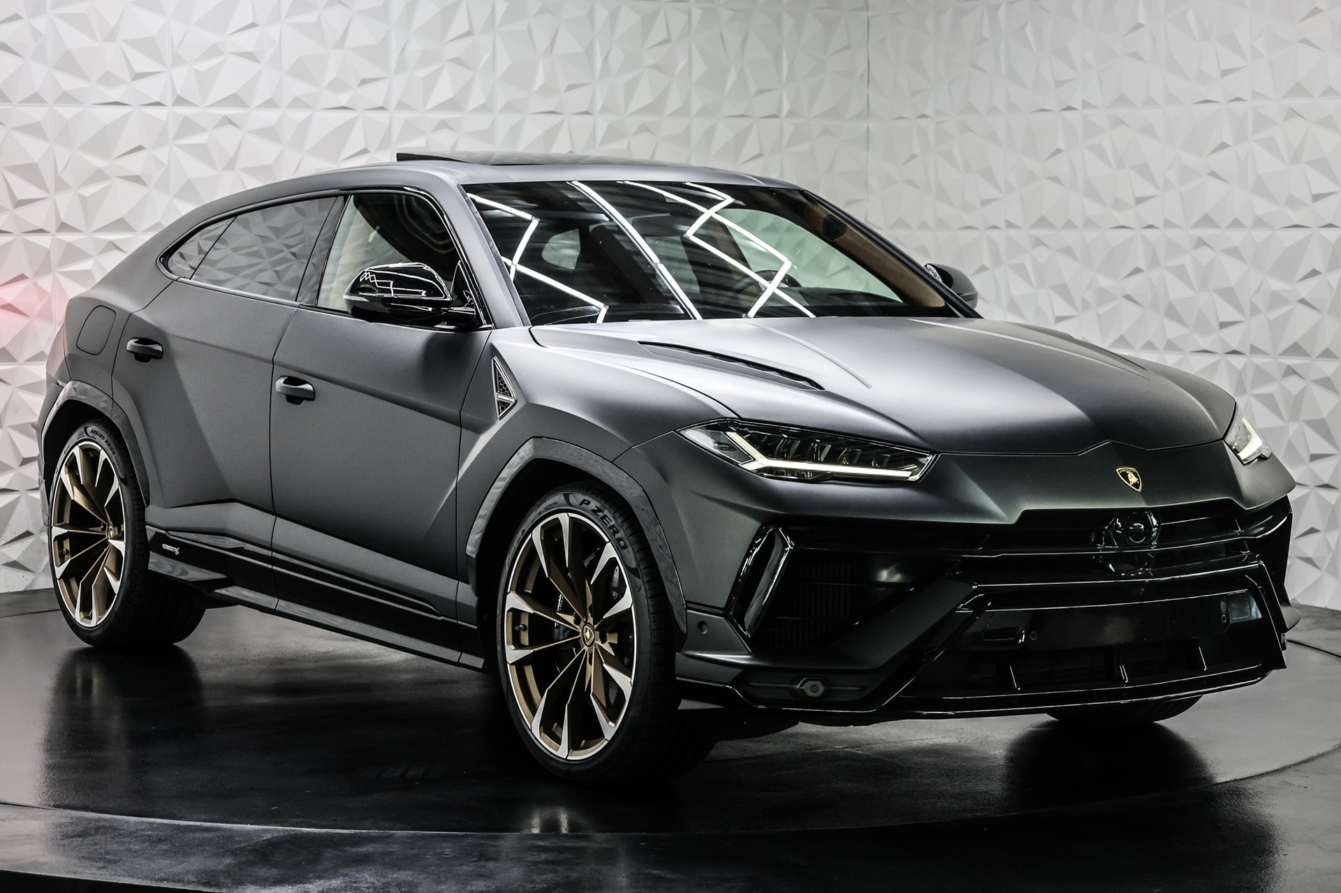LAMBORGHINI Urus 4.0 S