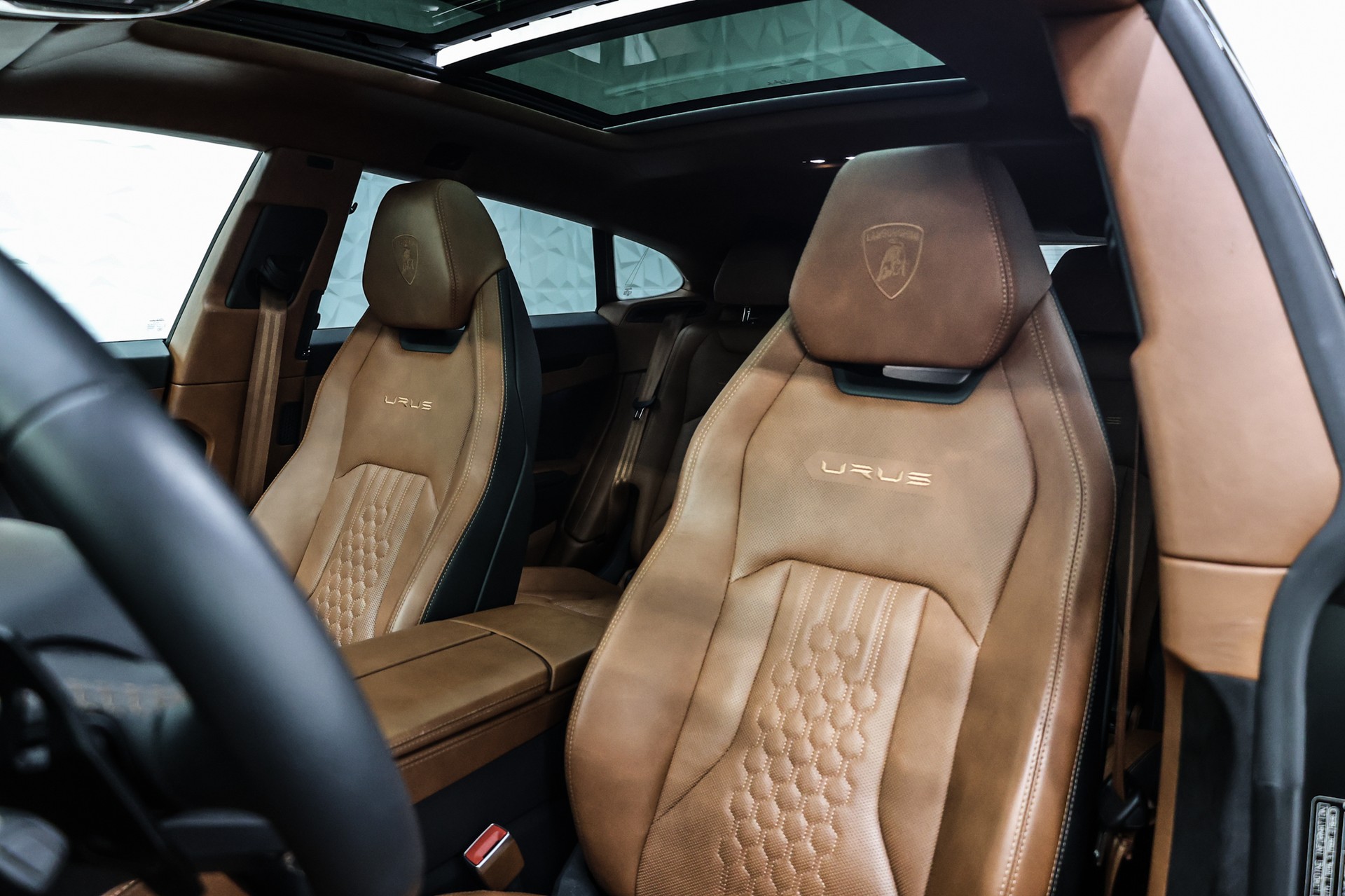 LAMBORGHINI Urus 4.0 S-image-19