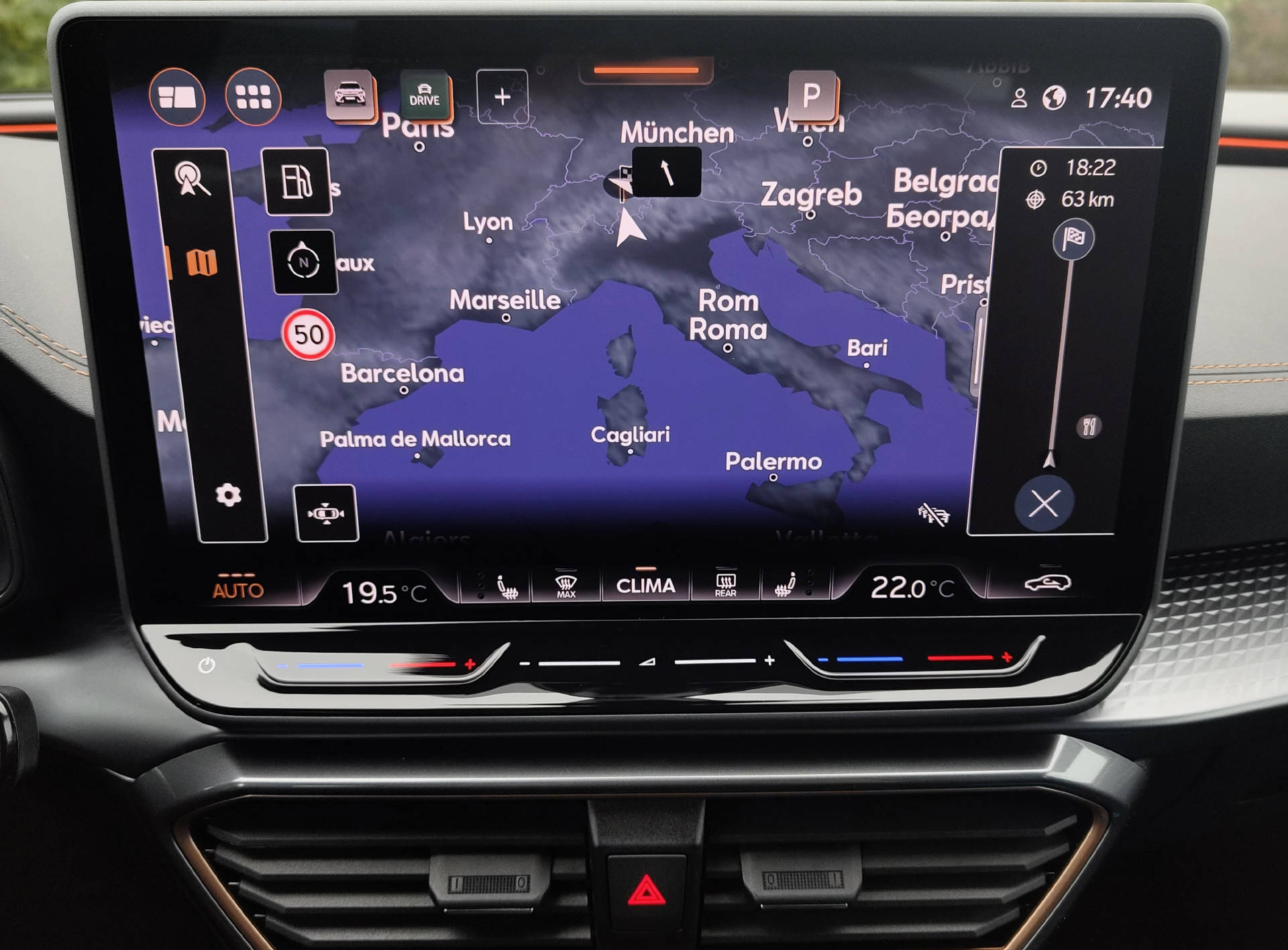 CUPRA Formentor 1.5 eTSI DSG-image-8