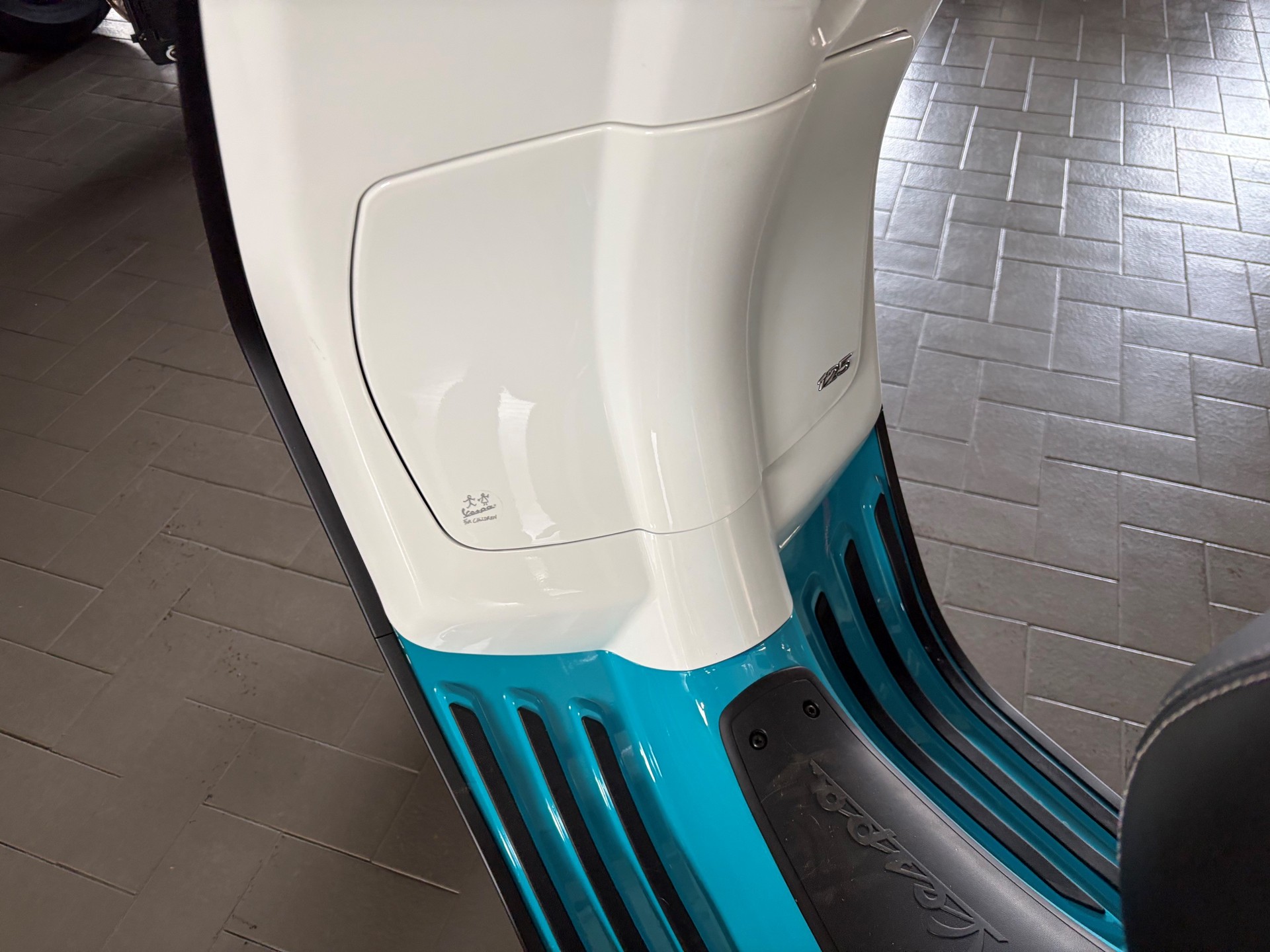 PIAGGIO Vespa 125 Primavera ABS Color Vibe-image-5
