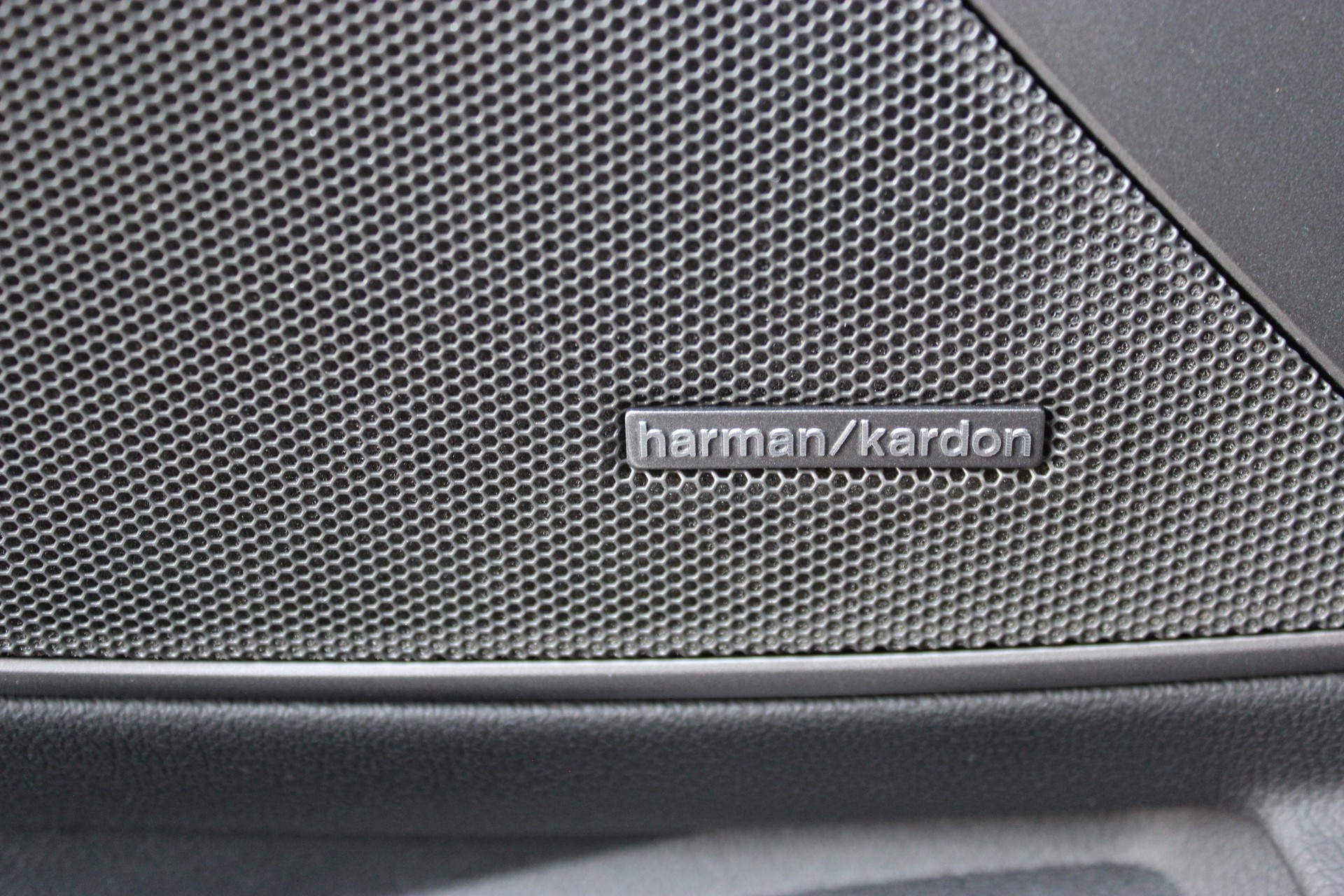BMW M3 Competition *HECKANTRIEB* ZBINDEN werksport-image-11