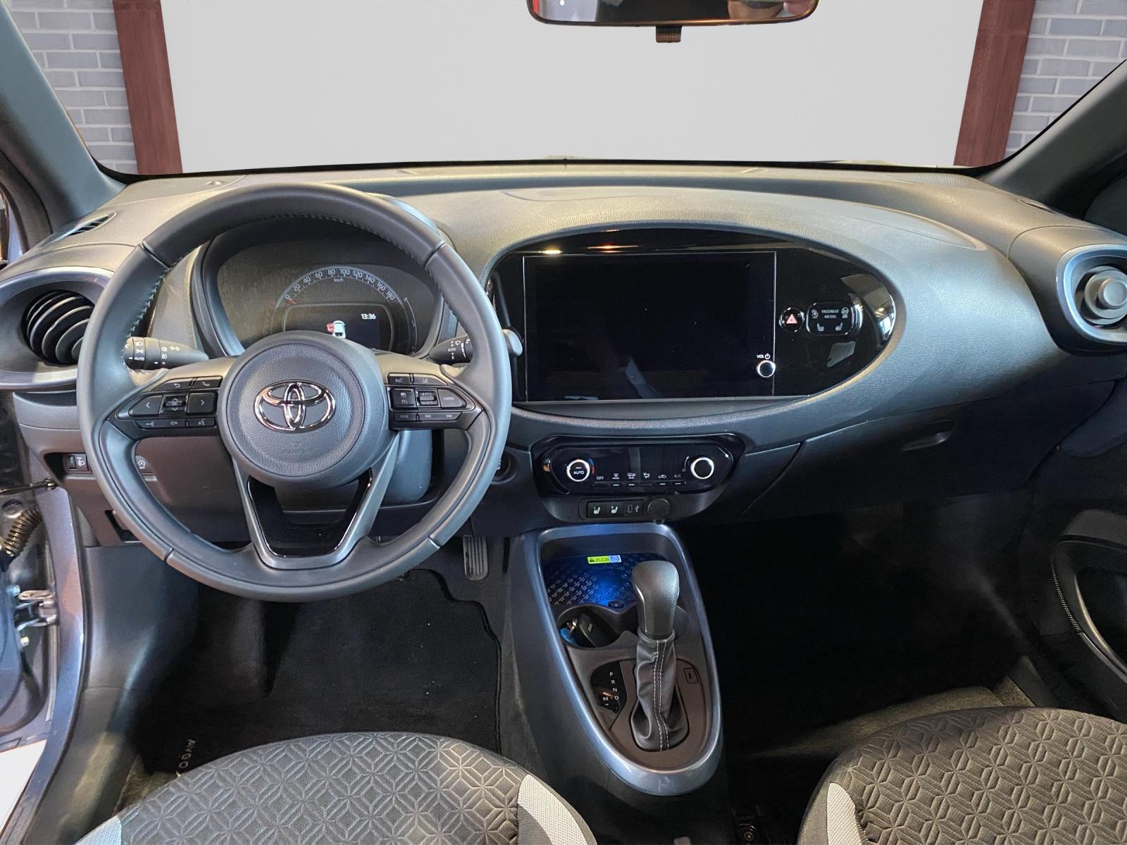 TOYOTA Aygo X 1.0 VVT-i Trend / 8-fach bereift / Toyota Servicepaket 4 Jahre / 60000 Km ab 1. IV-image-6