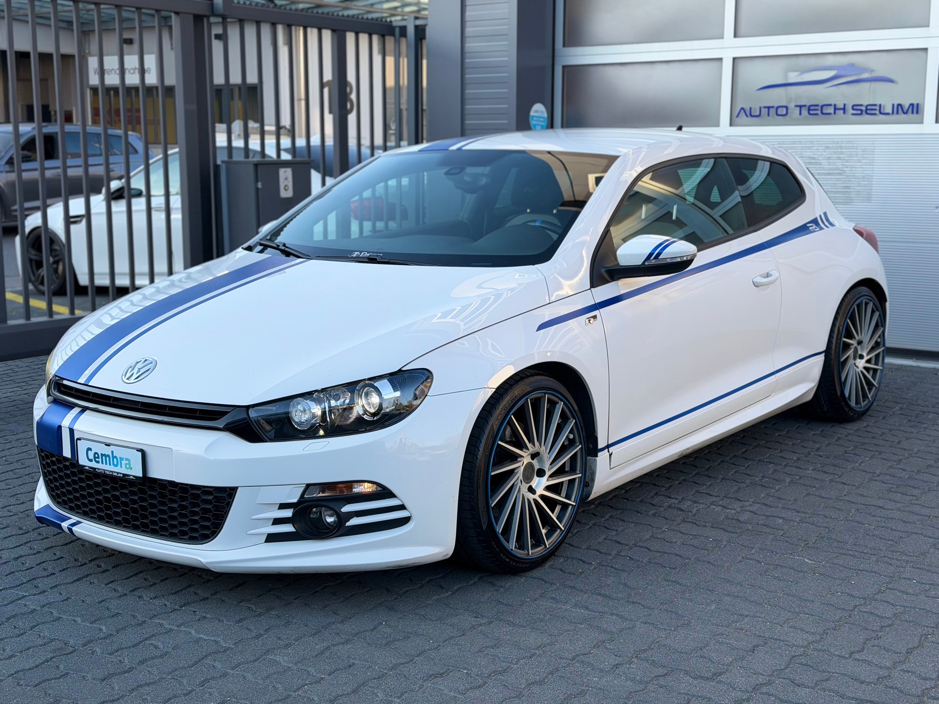 VW Scirocco 1.4 TSI R-Line Design-showroom-element-1