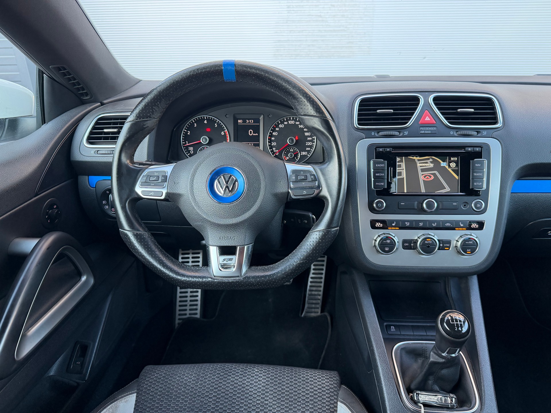 VW Scirocco 1.4 TSI R-Line Design-image-9