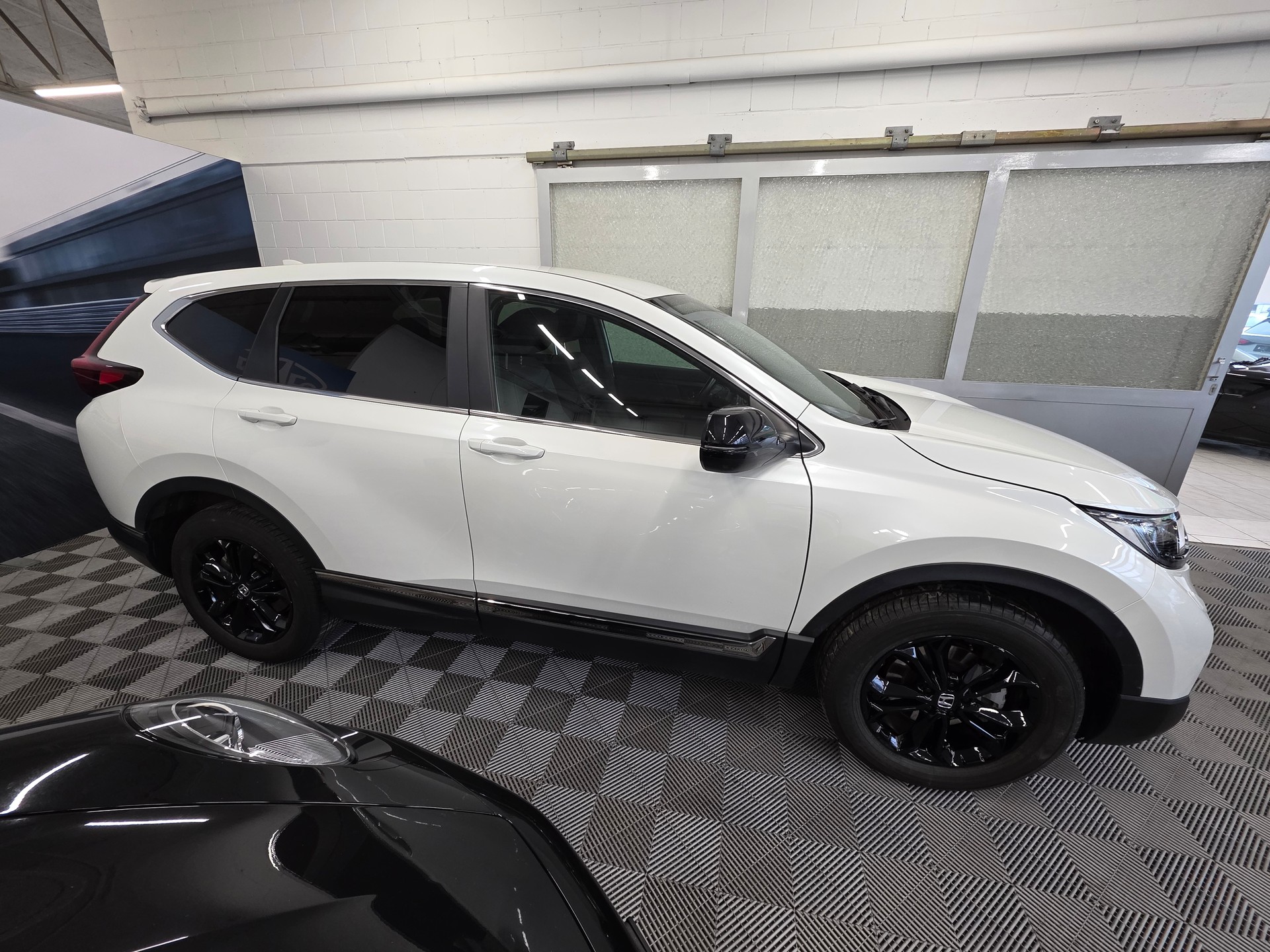HONDA CR-V 2.0i MMD Hybrid Sport Line 4WD Automatic-showroom-element-2