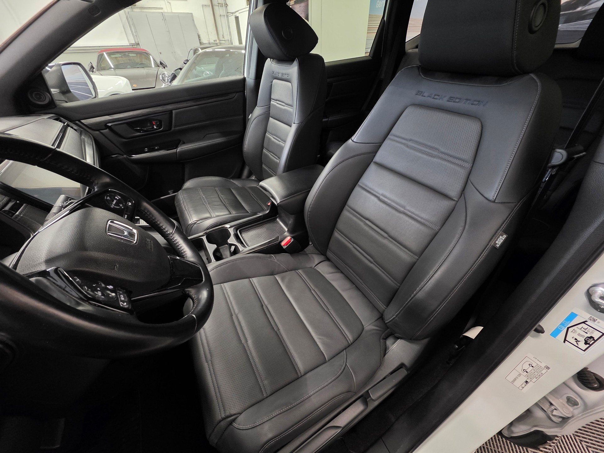 HONDA CR-V 2.0i MMD Hybrid Sport Line 4WD Automatic-image-8