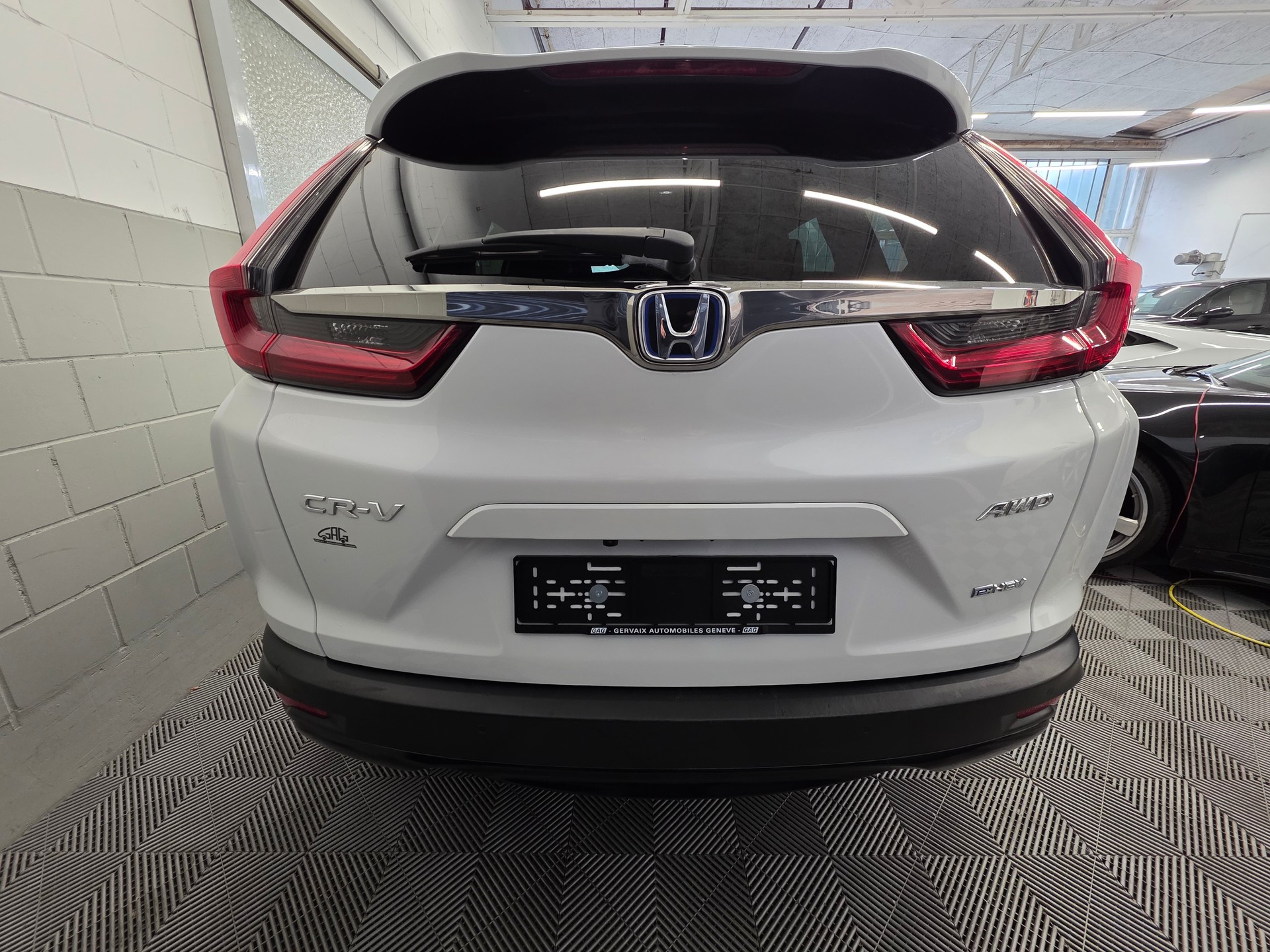 HONDA CR-V 2.0i MMD Hybrid Sport Line 4WD Automatic-image-4