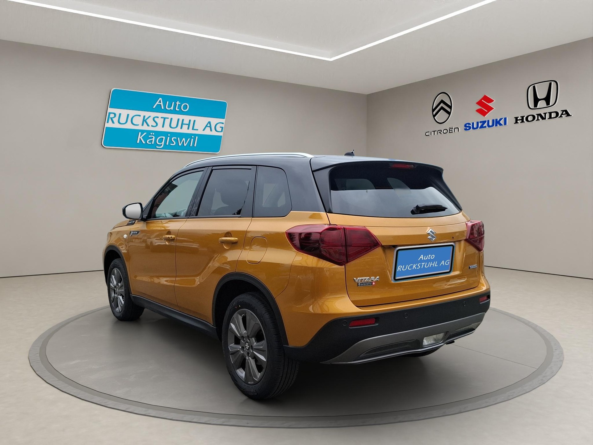 SUZUKI Vitara 1.4 T Sakura Hybrid 4x4-image-4