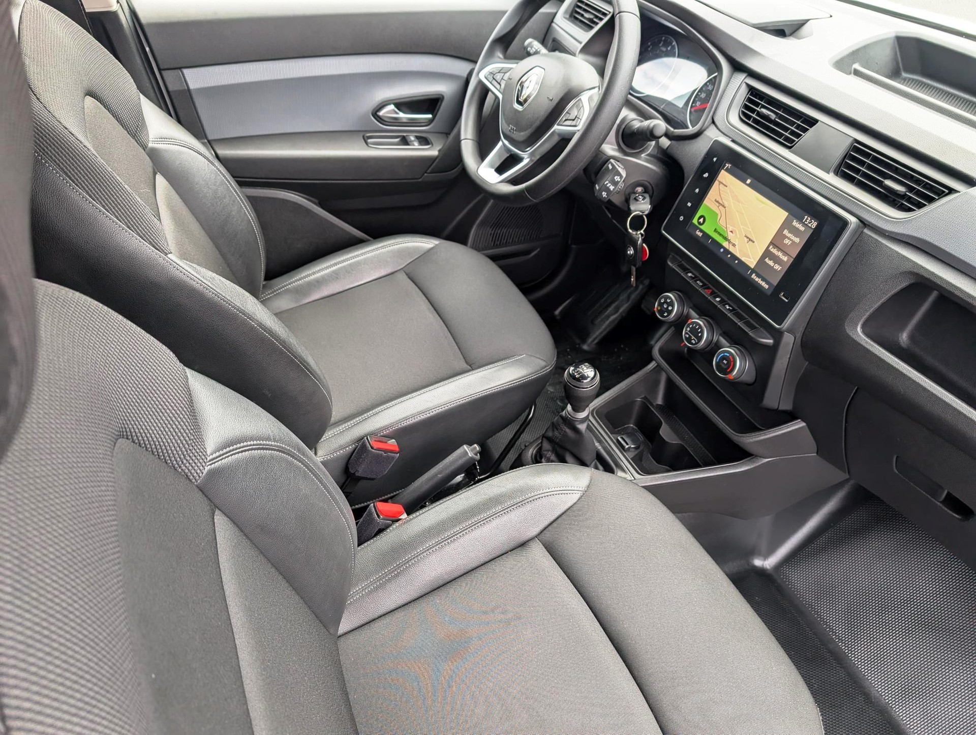 RENAULT Express 1.5 Blue dCi 95 Extra-image-6
