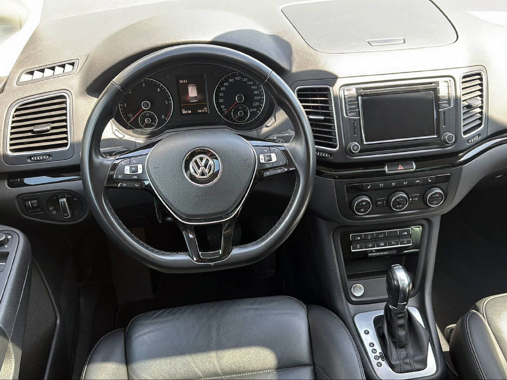 VW Sharan 2.0 TDI SCR Highline DSG-image-8