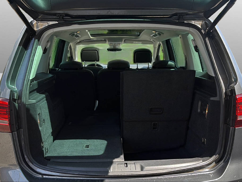 VW Sharan 2.0 TDI SCR Highline DSG-image-12