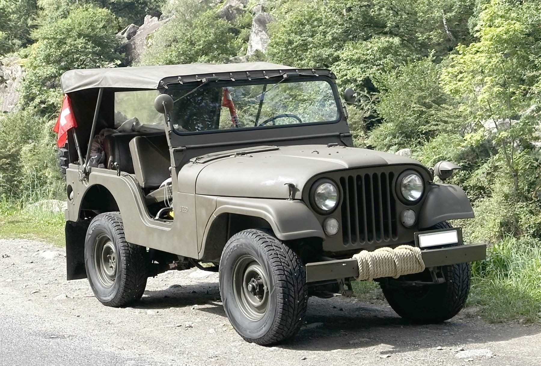 JEEP KaiserJeep CJ-5 (1970) Veteran–Zustand "Sehr Gut“ Militärgrün